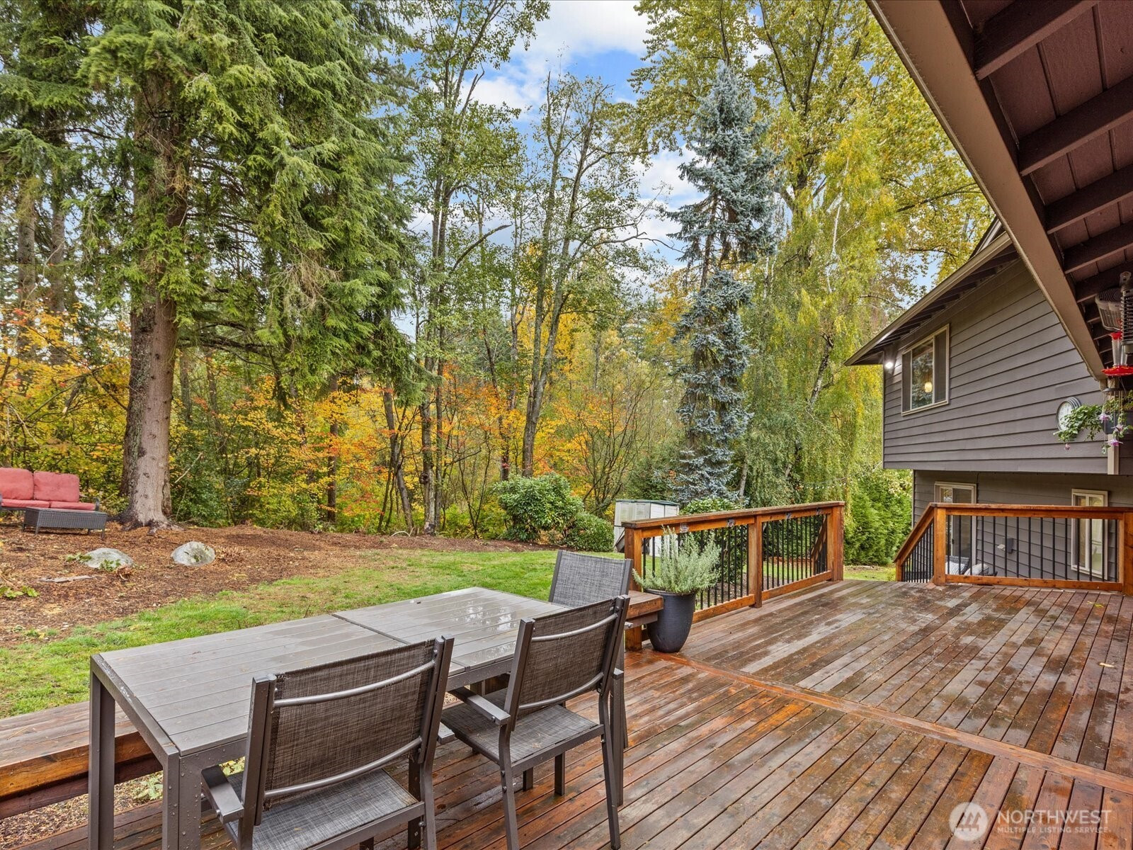 13922 Manor Way, Lynnwood, WA 98087