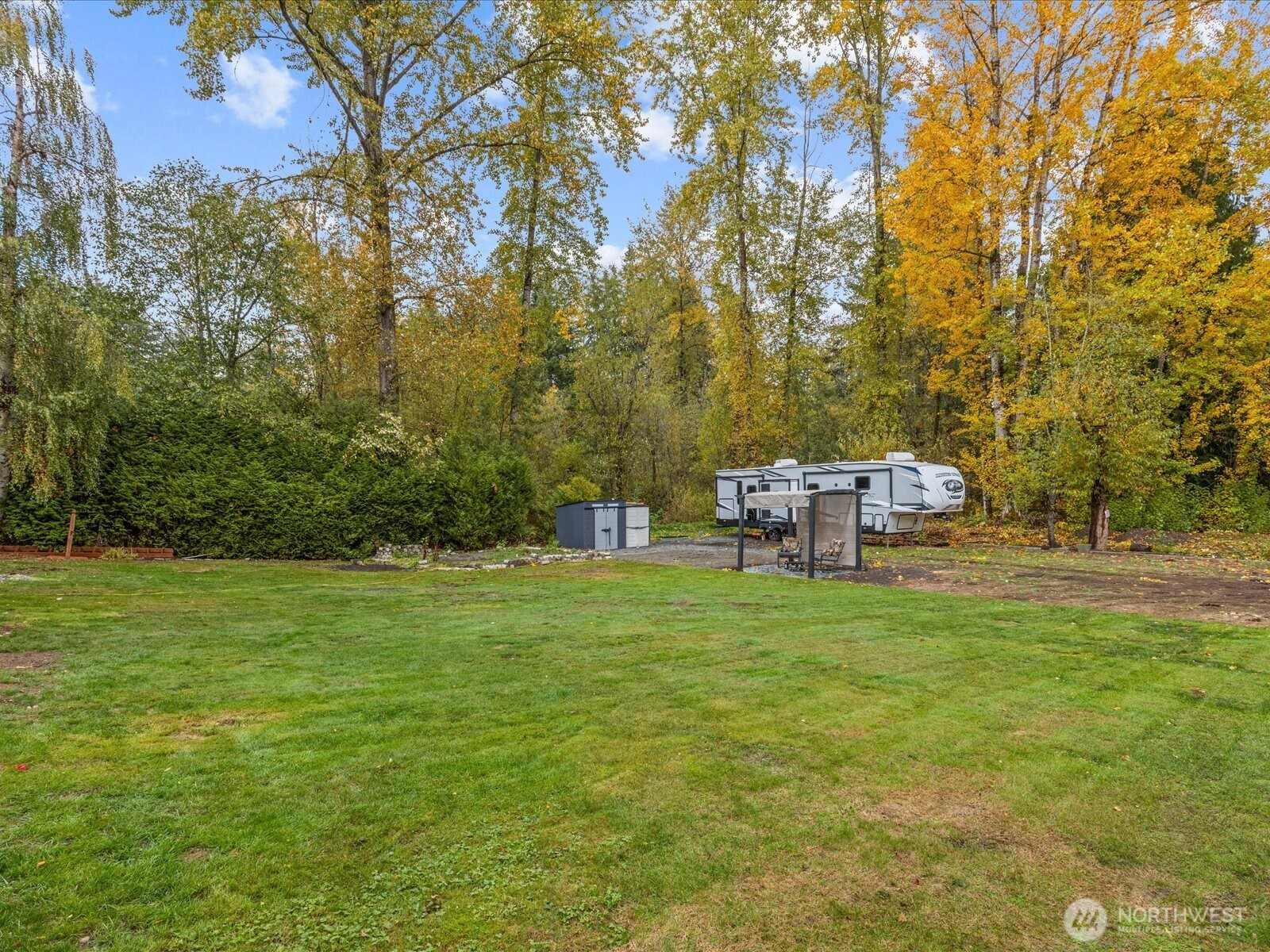 13922 Manor Way, Lynnwood, WA 98087