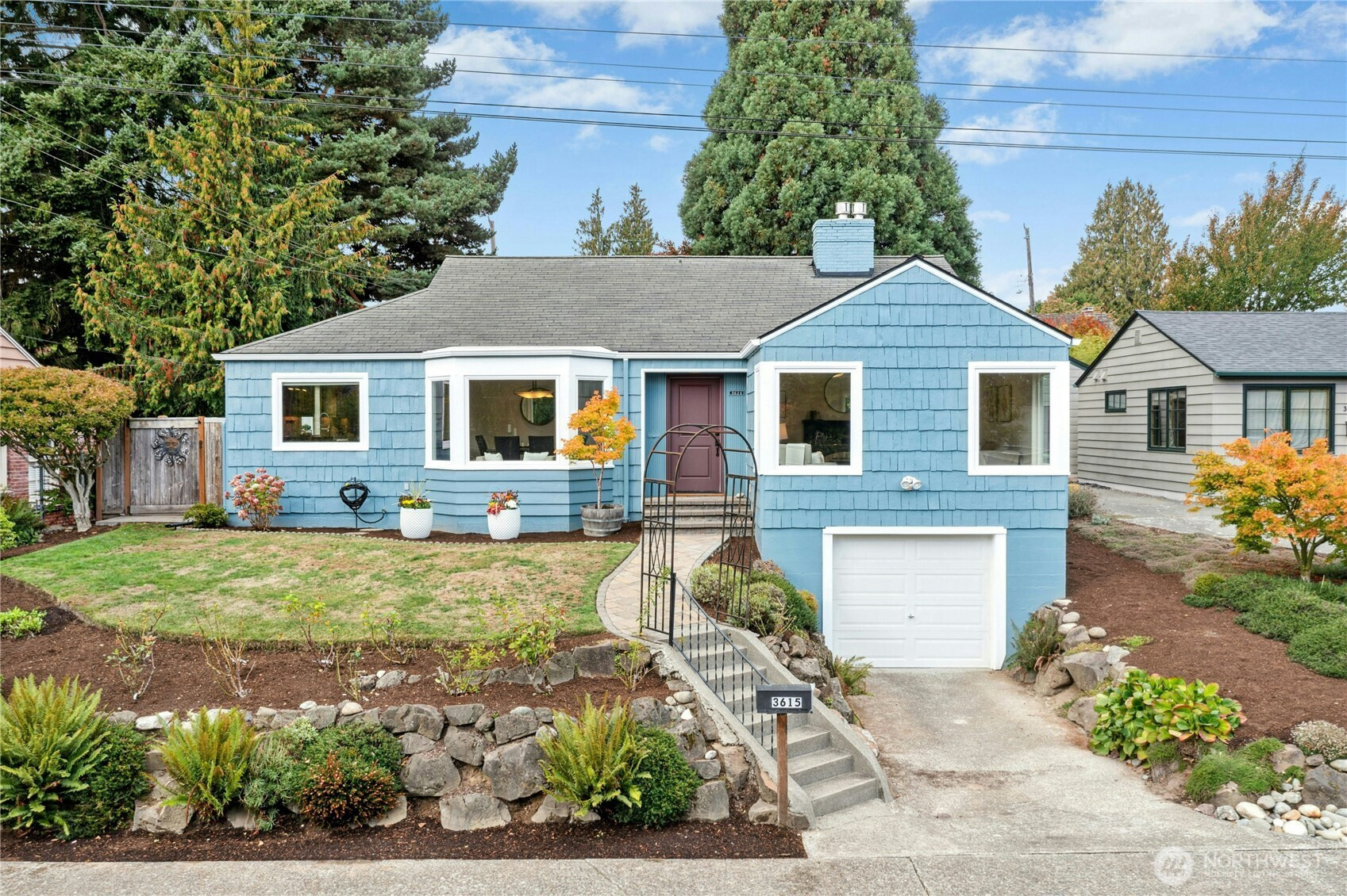 3615 41st Avenue W, Seattle, WA 98199