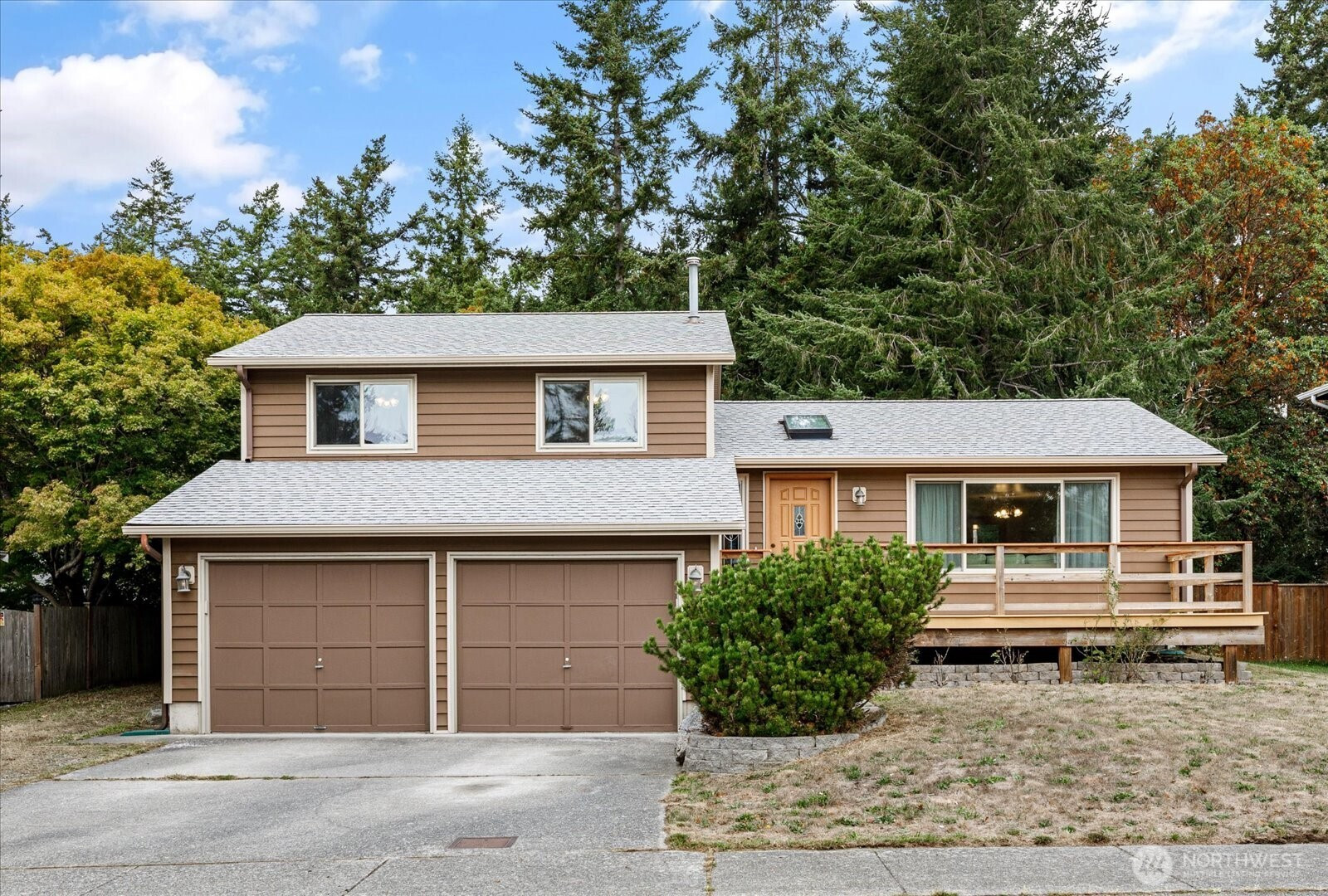 1864 SE 11th Avenue, Oak Harbor, WA 98277