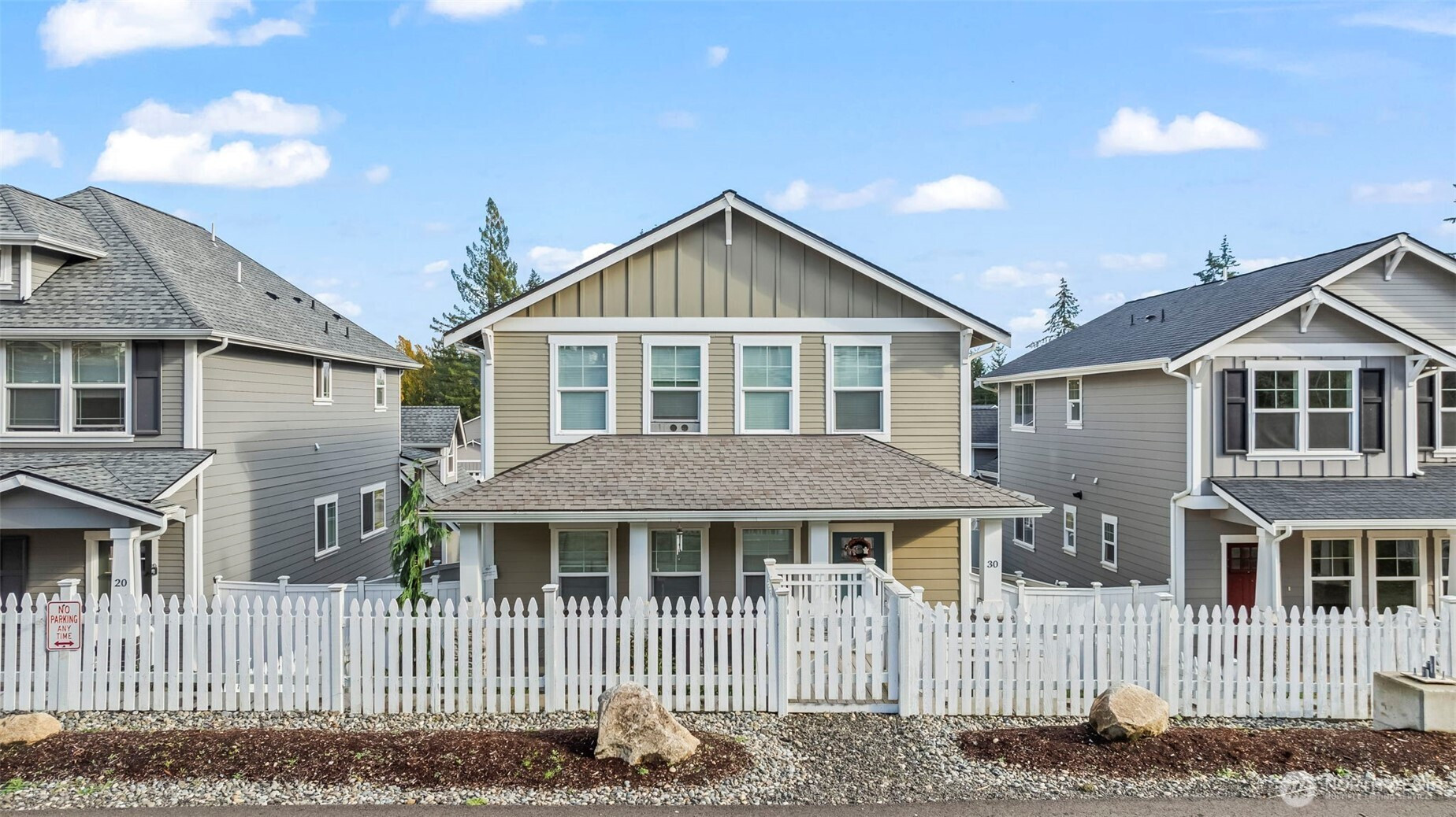 30 E Compass Lane, Allyn, WA 98524