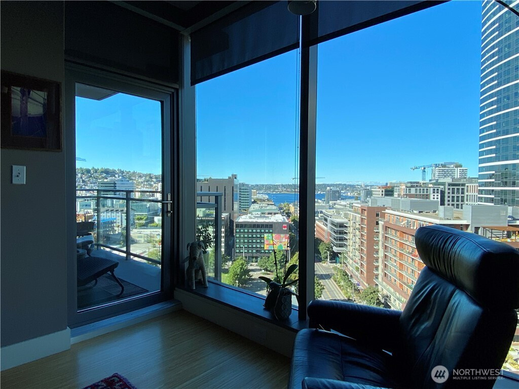 820 Blanchard Street, Seattle, WA 98121
