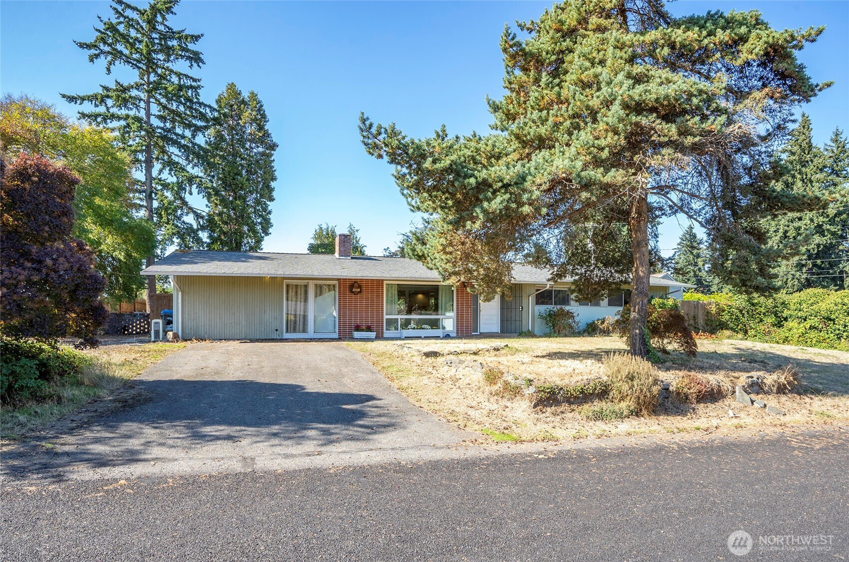 13520 13th Avenue Ct E, Tacoma, WA 98445