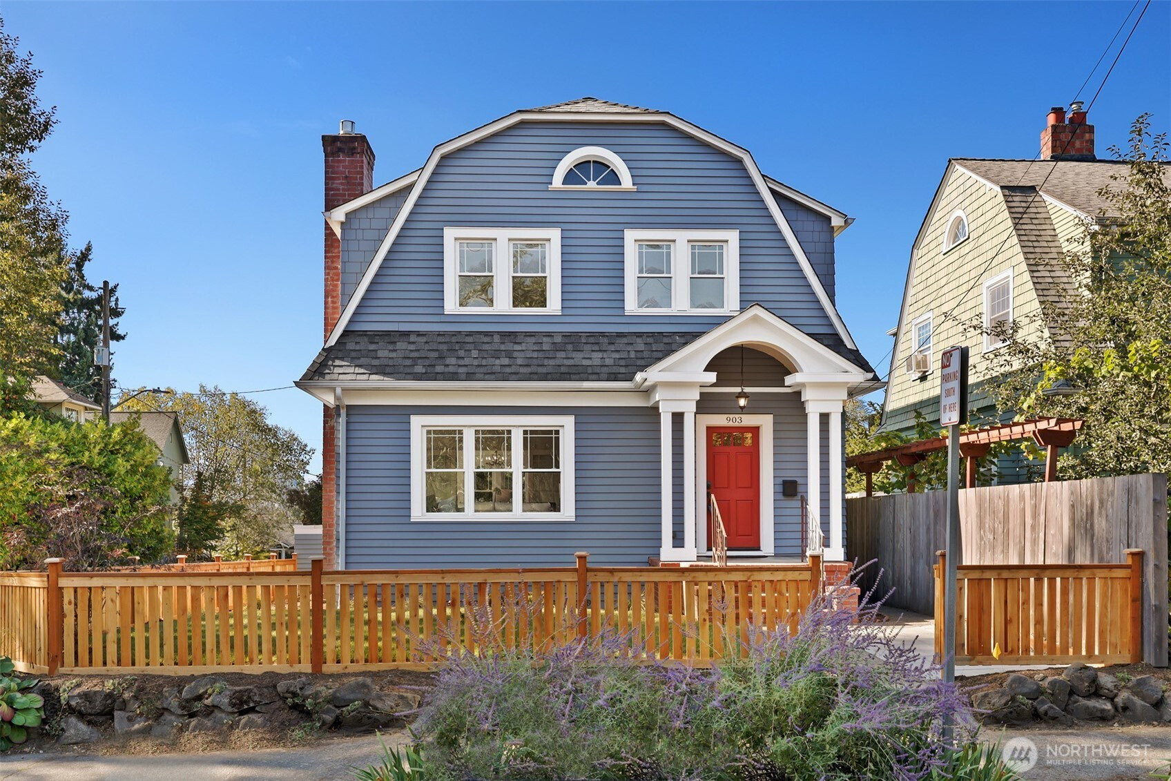 903 32nd Avenue, Seattle, WA 98122