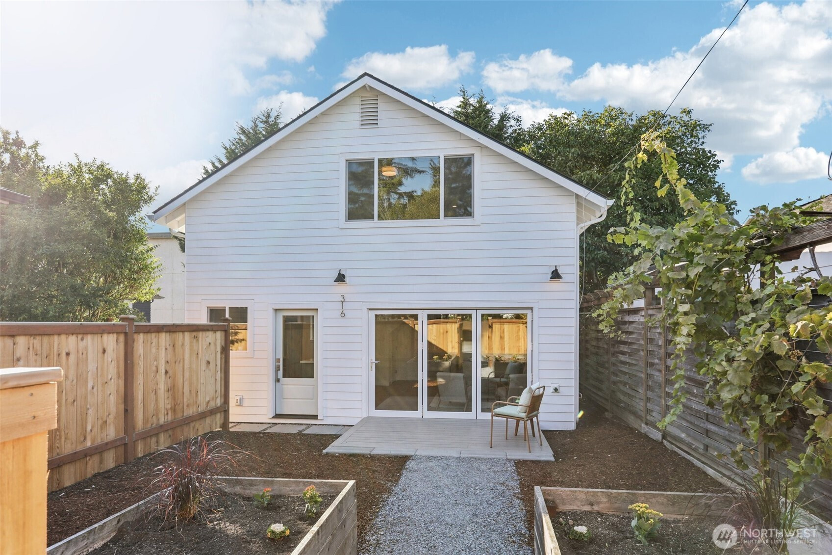 316 N 117th Street, Seattle, WA 98133