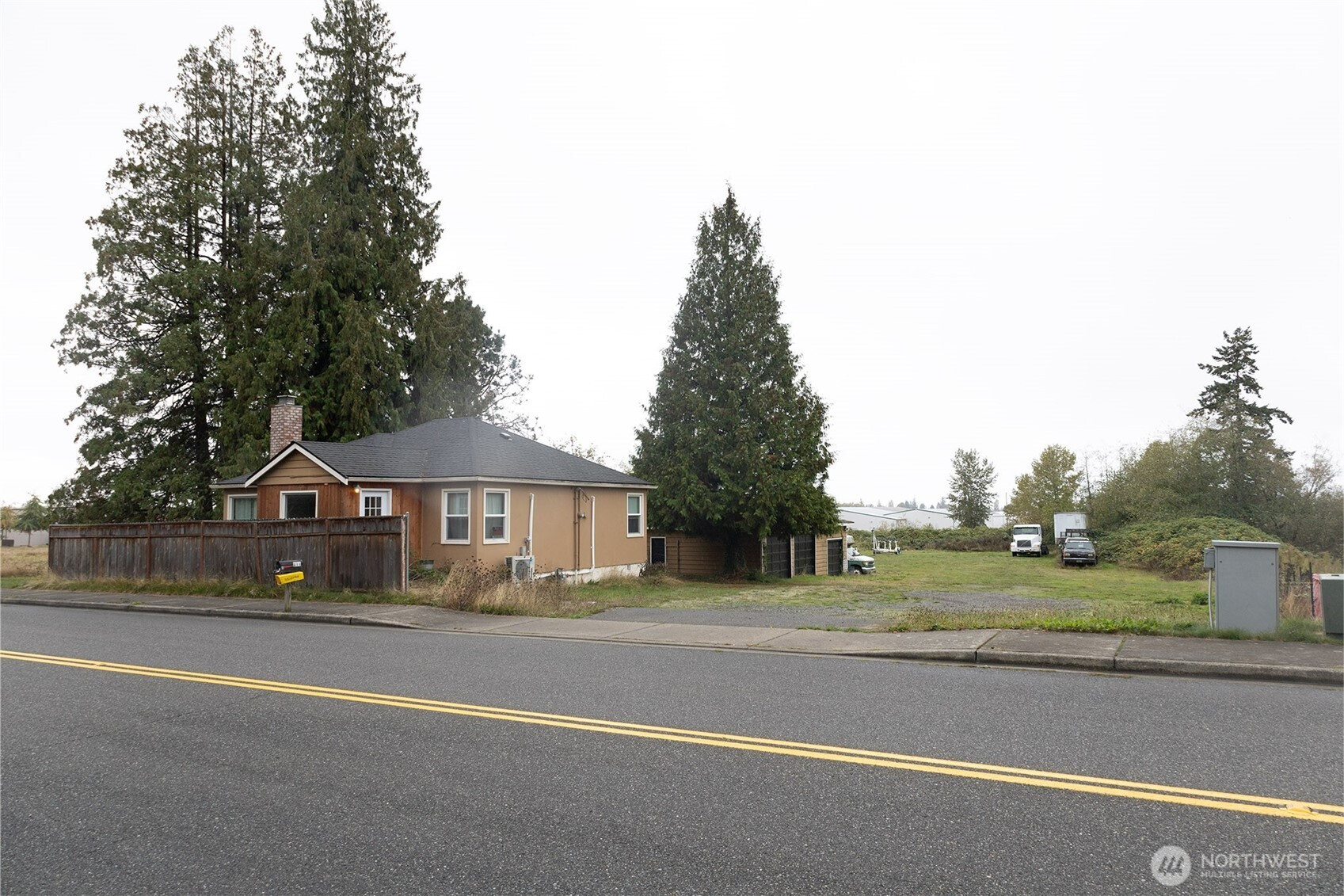 811 Odell St, Blaine, WA 98230