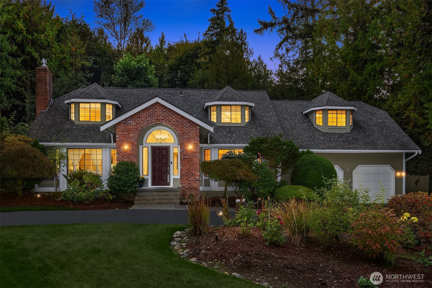 313 219th Avenue NE, Sammamish, WA 98074