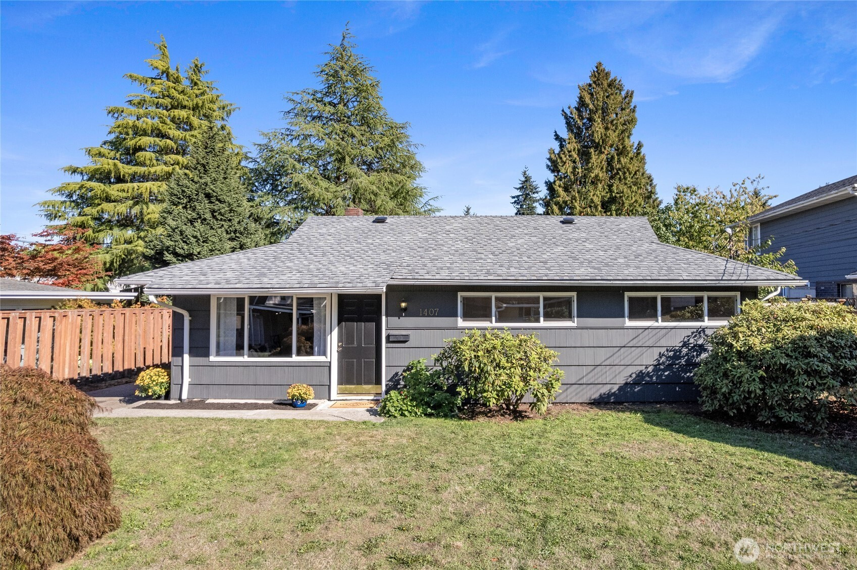 1407 Moorlands Drive, Tacoma, WA 98405