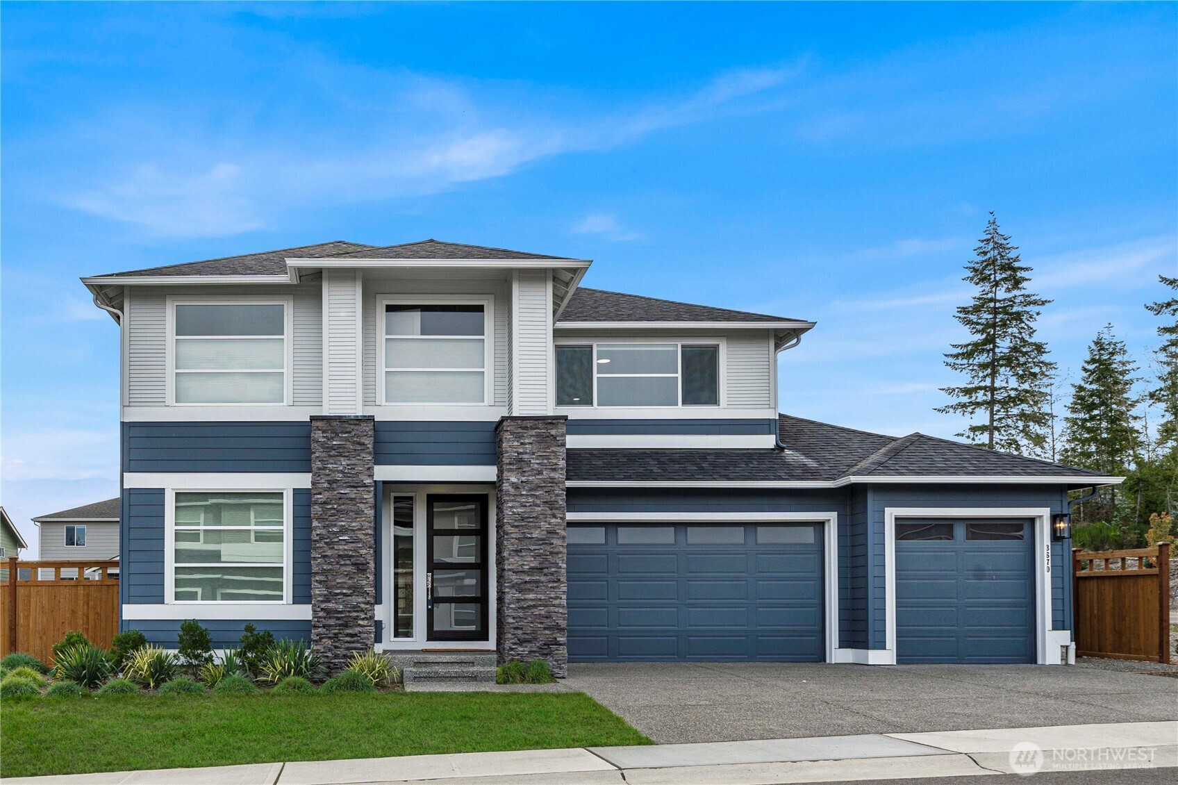 3670 SW Perth Place, Port Orchard, WA 98367