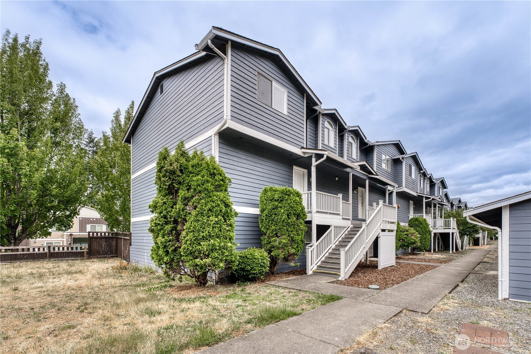 3939 10th Street SE, Puyallup, WA 98374