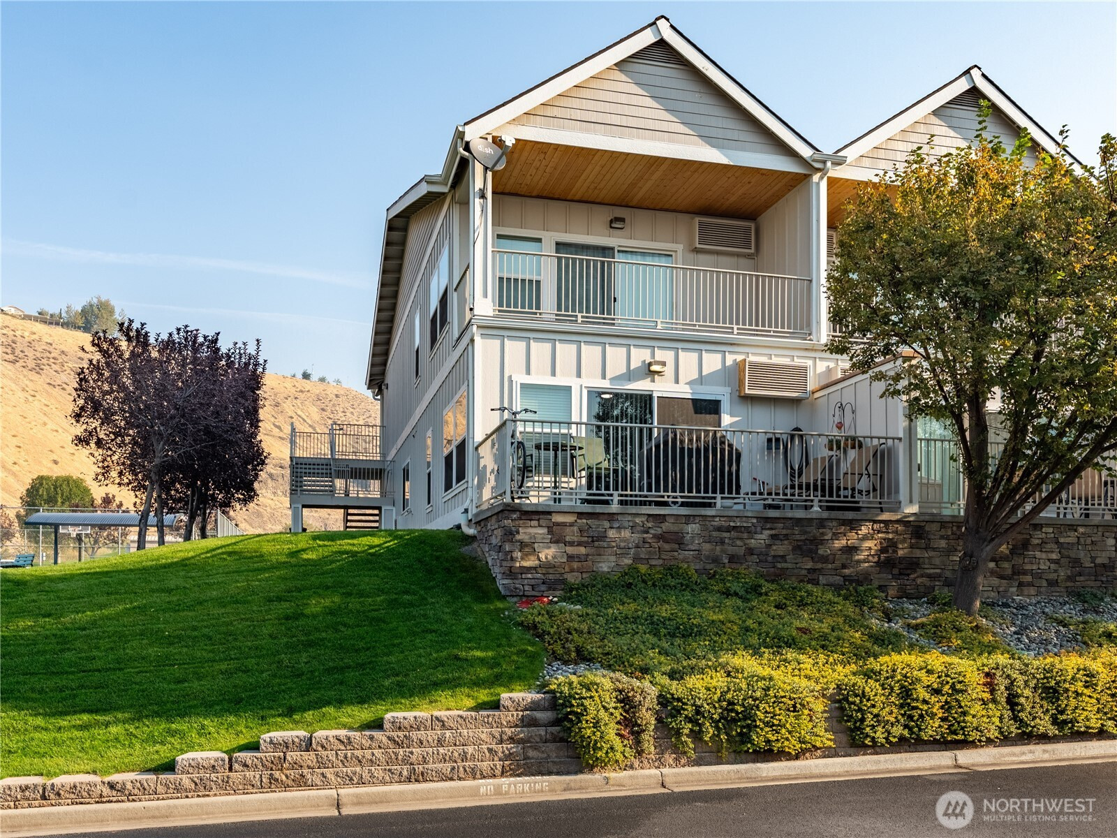 23772 Crescent Bay Drive NW, Quincy, WA 98848