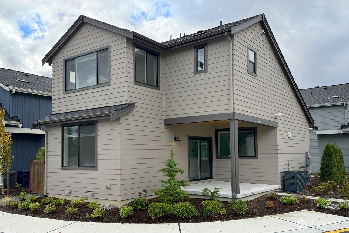 10349 135th Circle NE, Kirkland, WA 98033