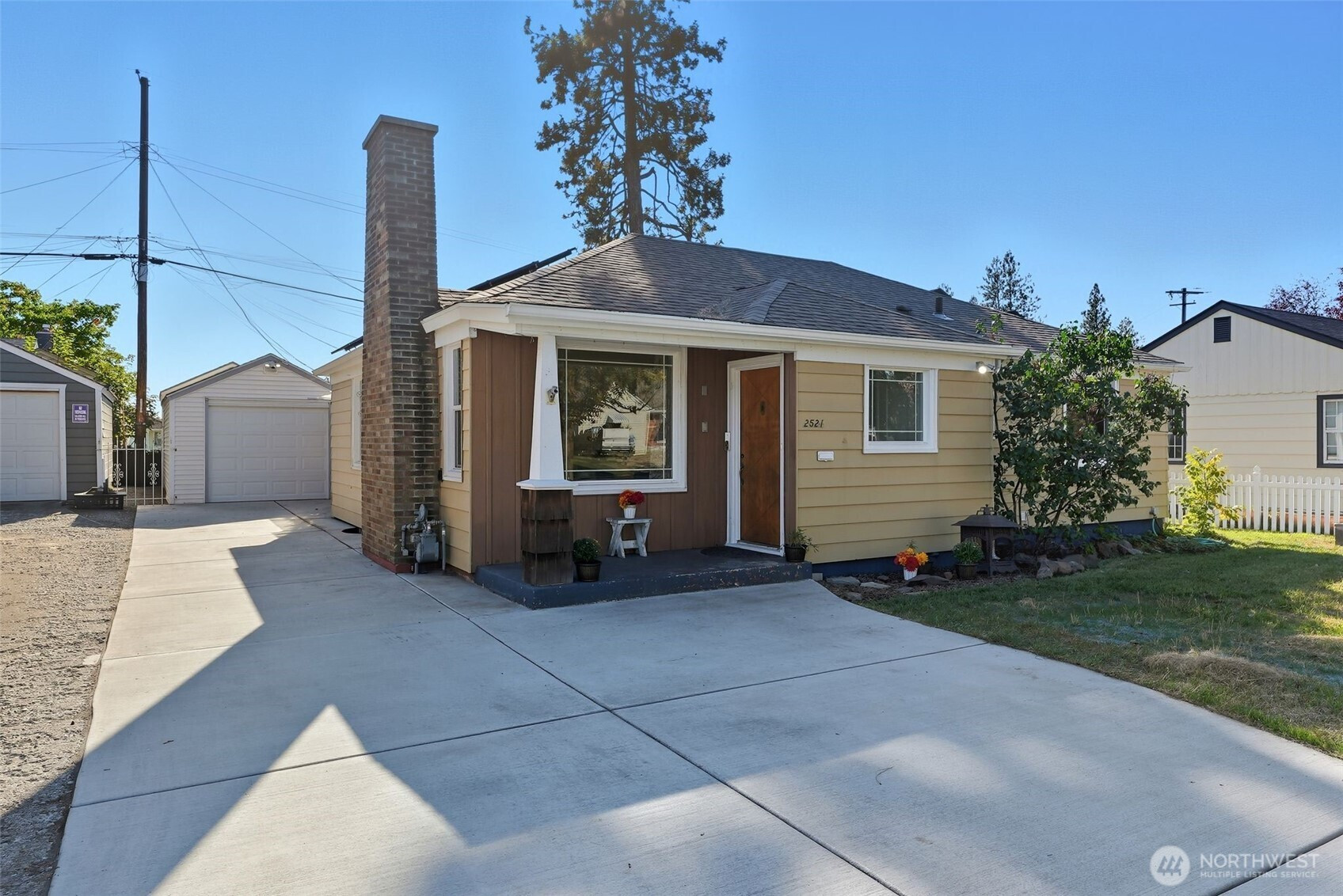 2521 W Walton Avenue, Spokane, WA 99205