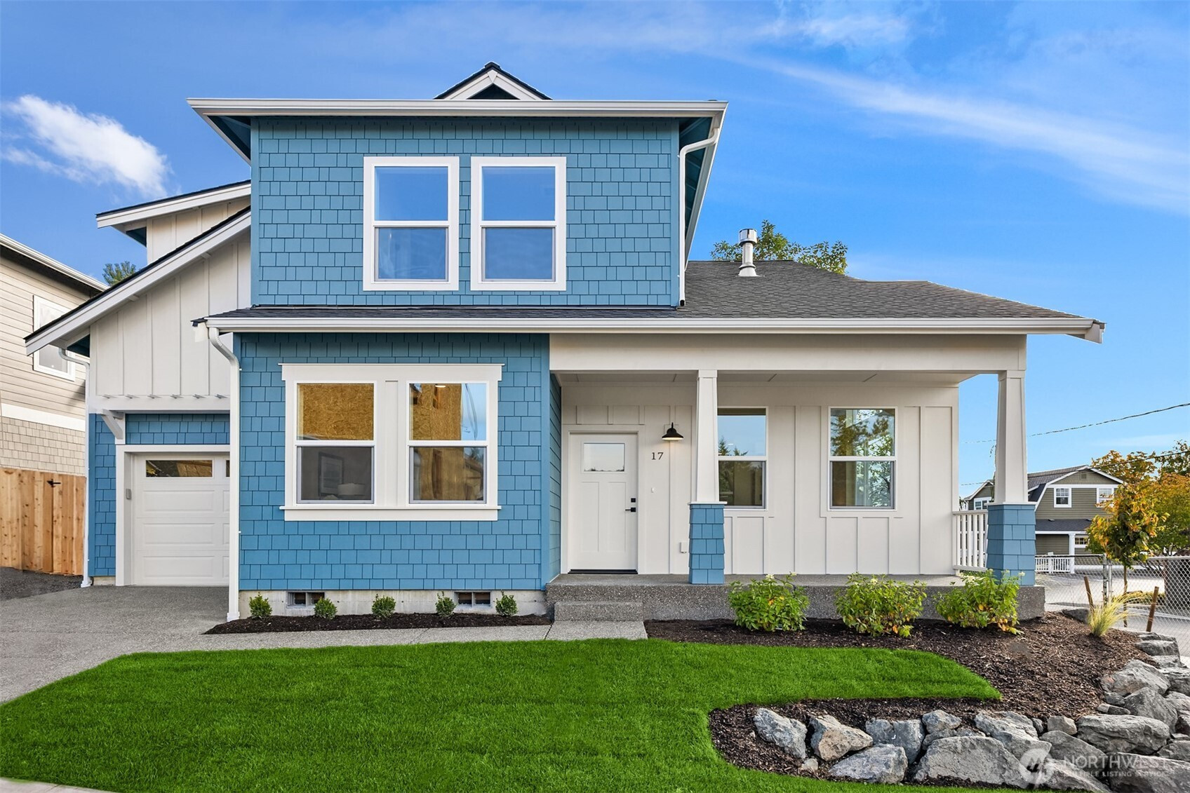 17 Beargrass Lane NE, Poulsbo, WA 98370