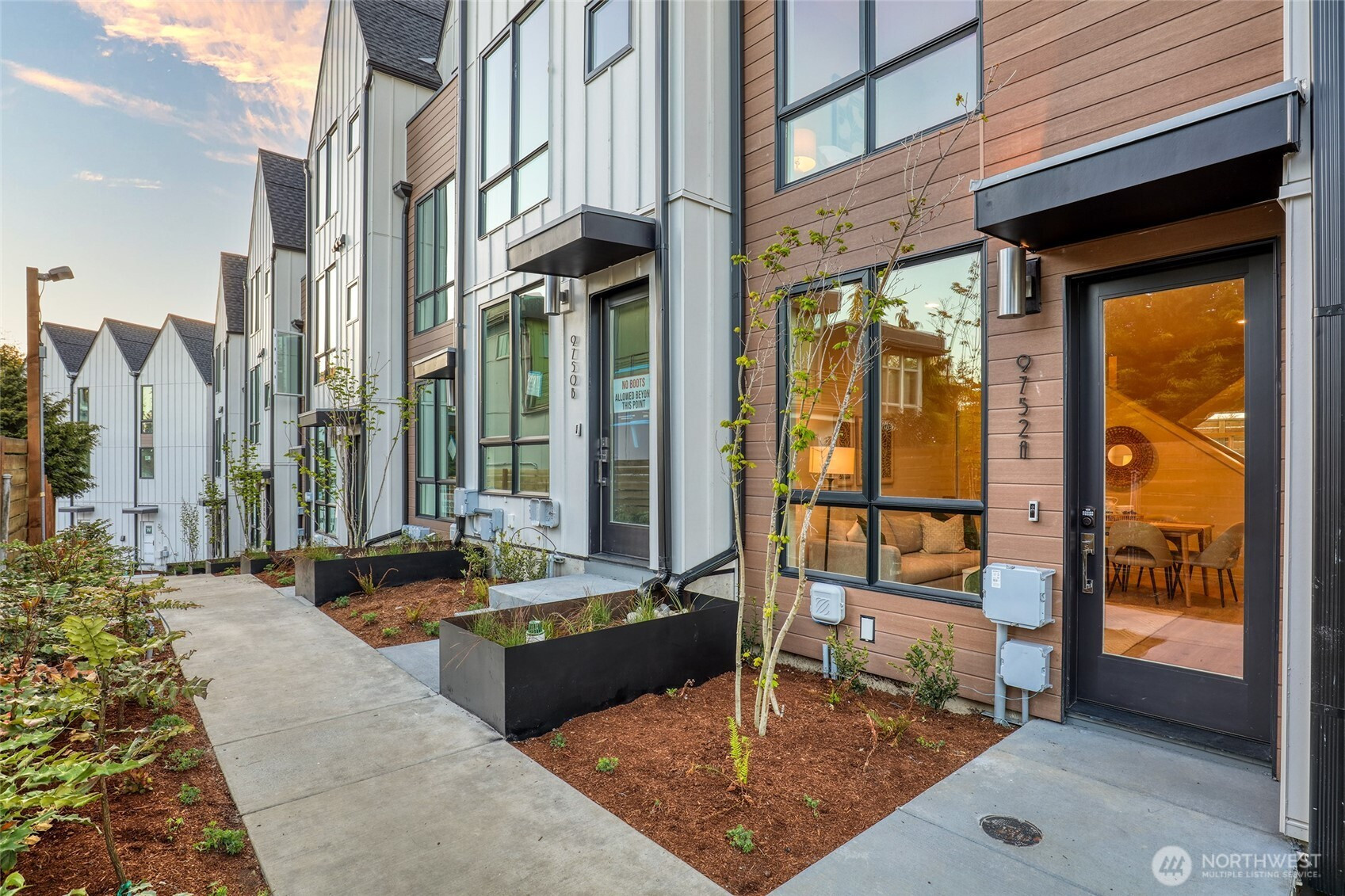 9748 B Holman Road NW, Seattle, WA 98117