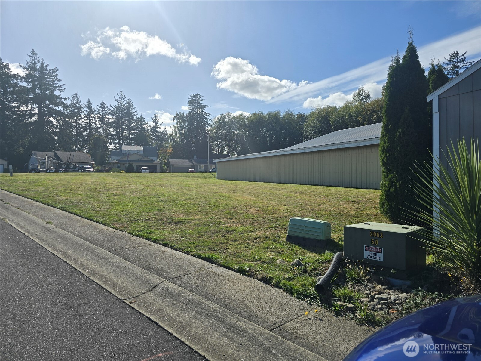 210 Glengate, Cathlamet, WA 98612