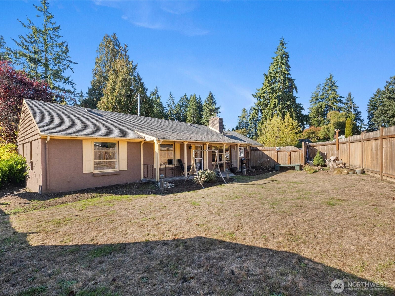 15326 Ashworth Place N, Shoreline, WA 98133