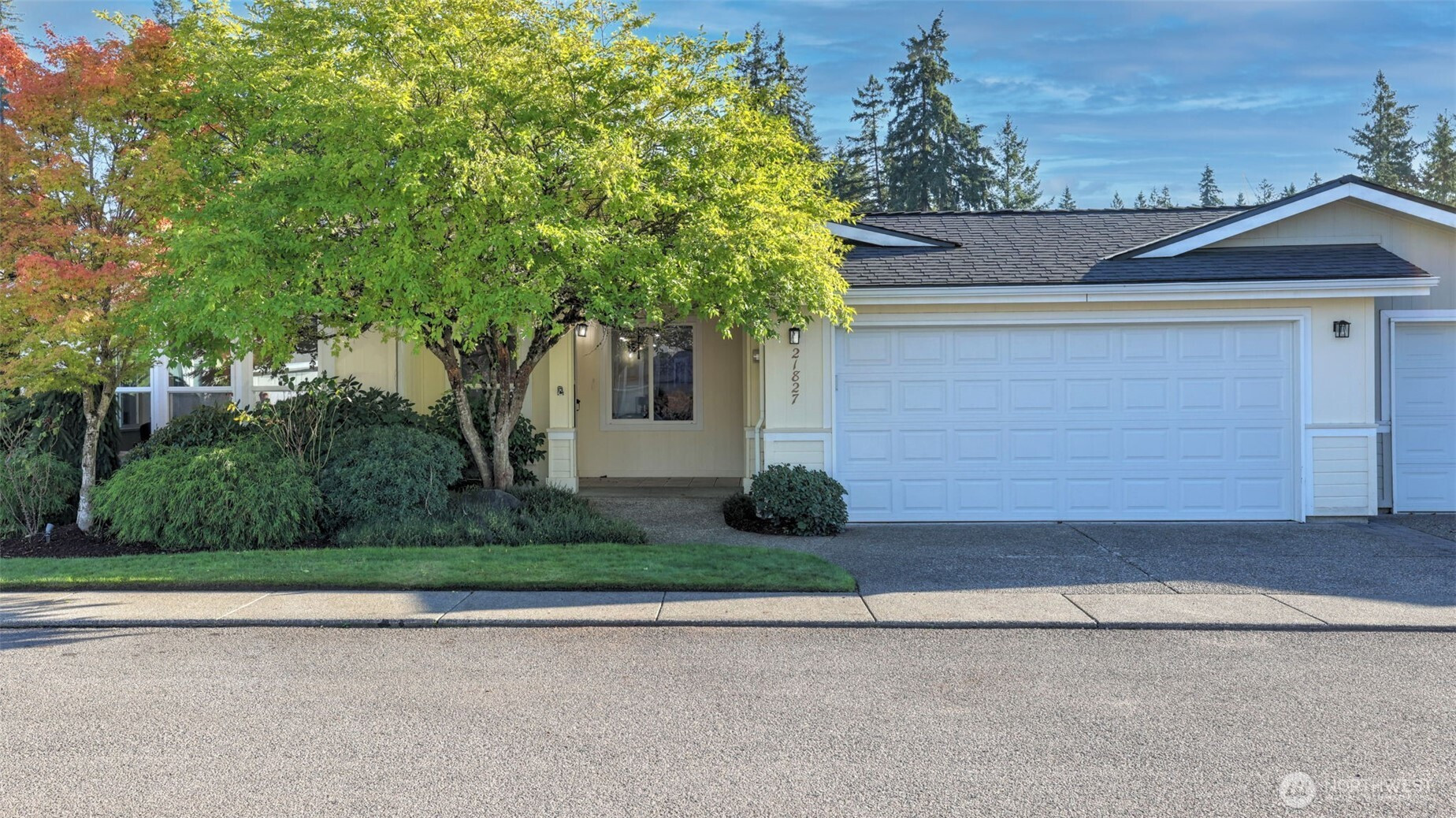 21827 SE 275th Street, Maple Valley, WA 98038