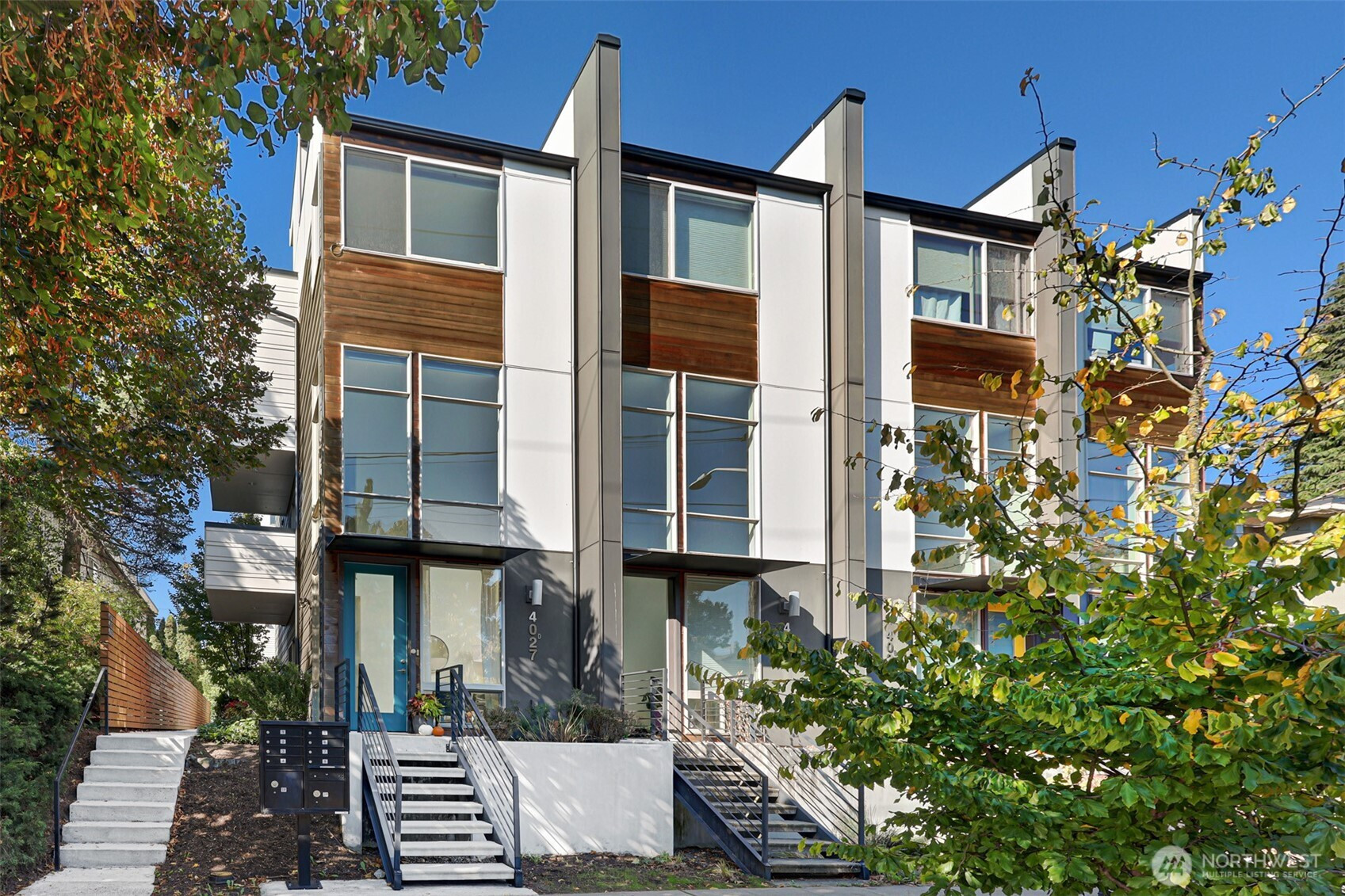 4027 California Avenue SW, Seattle, WA 98116