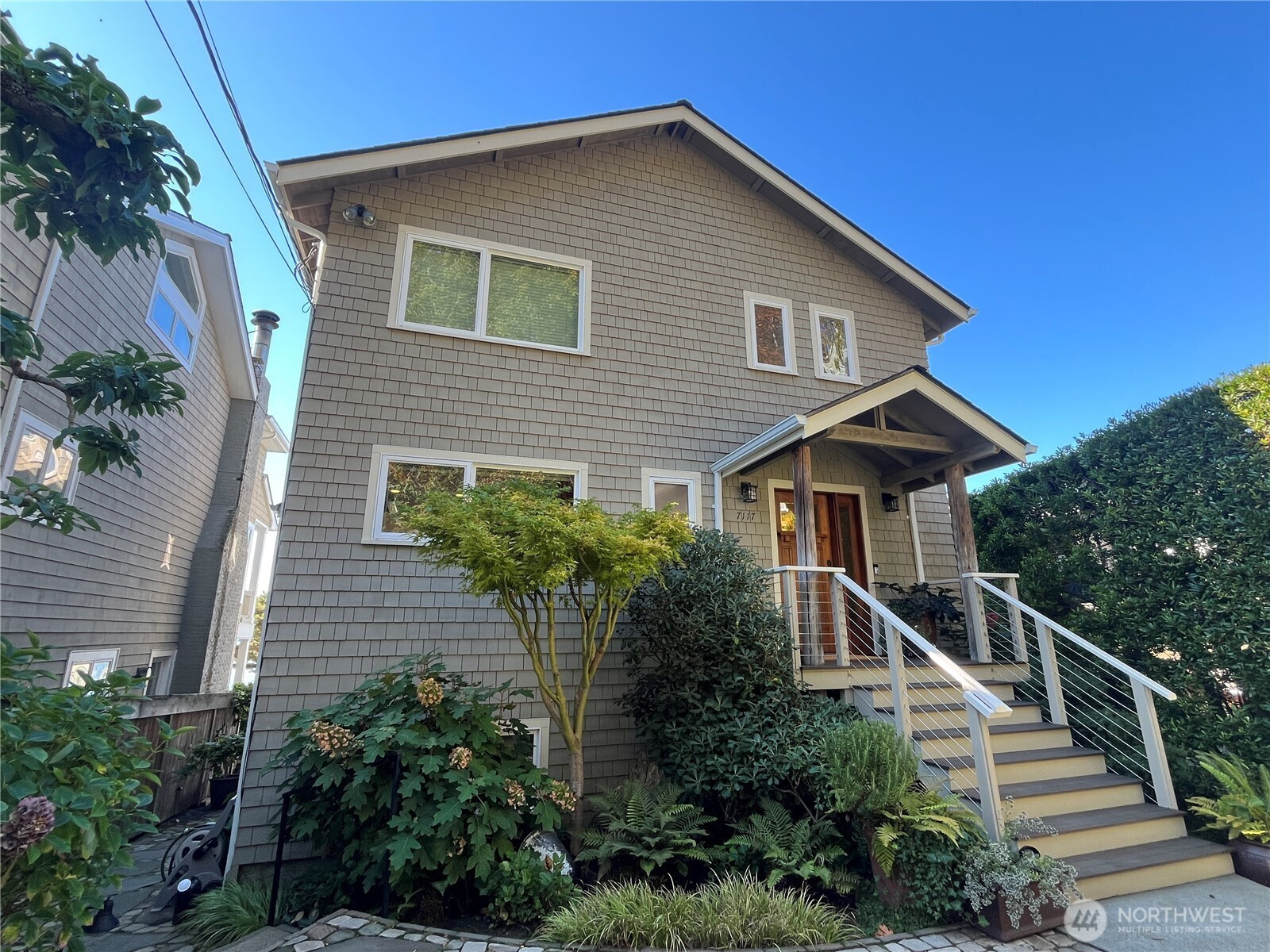 7117 Beach Drive SW, Seattle, WA 98136