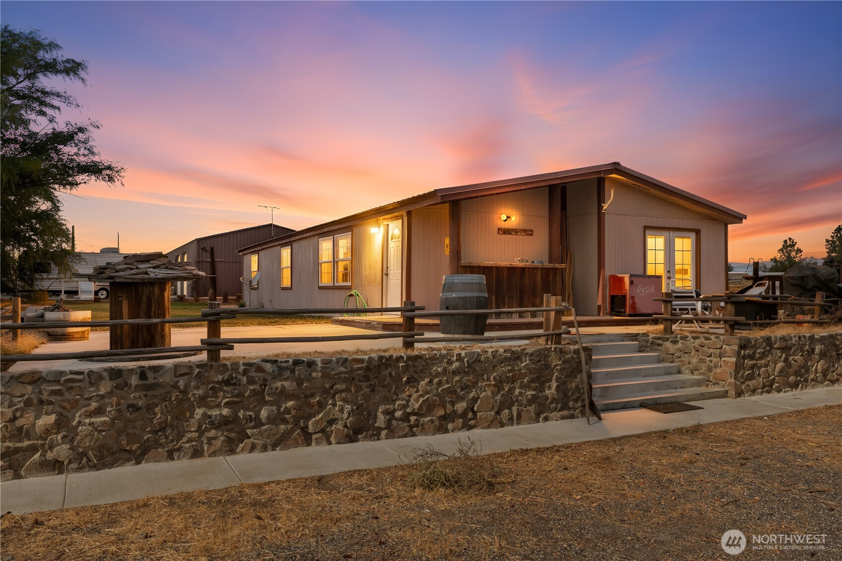 20842 Rd 24.7 SW, Mattawa, WA 99349