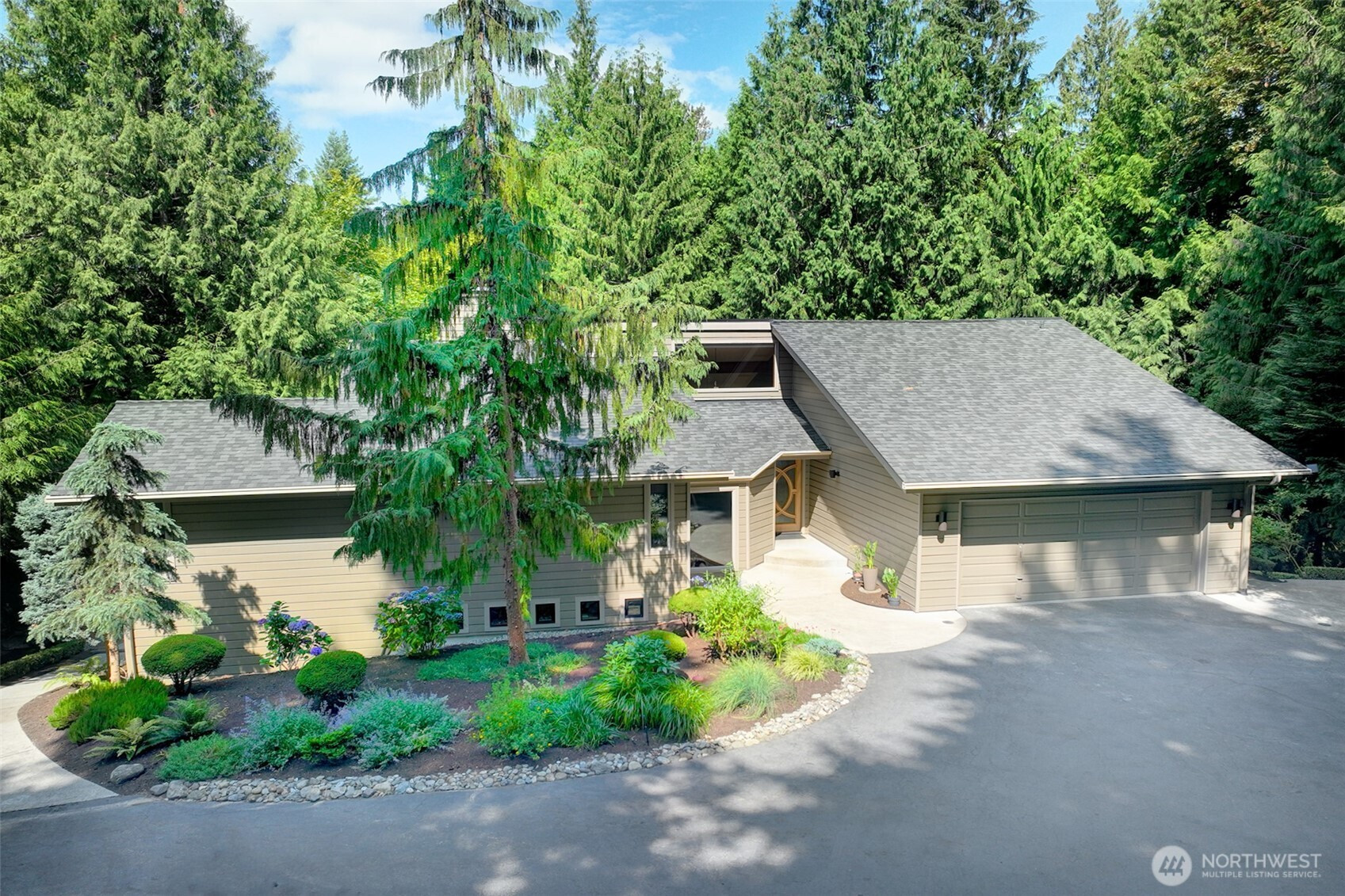 19622 SE 19th Street, Sammamish, WA 98075