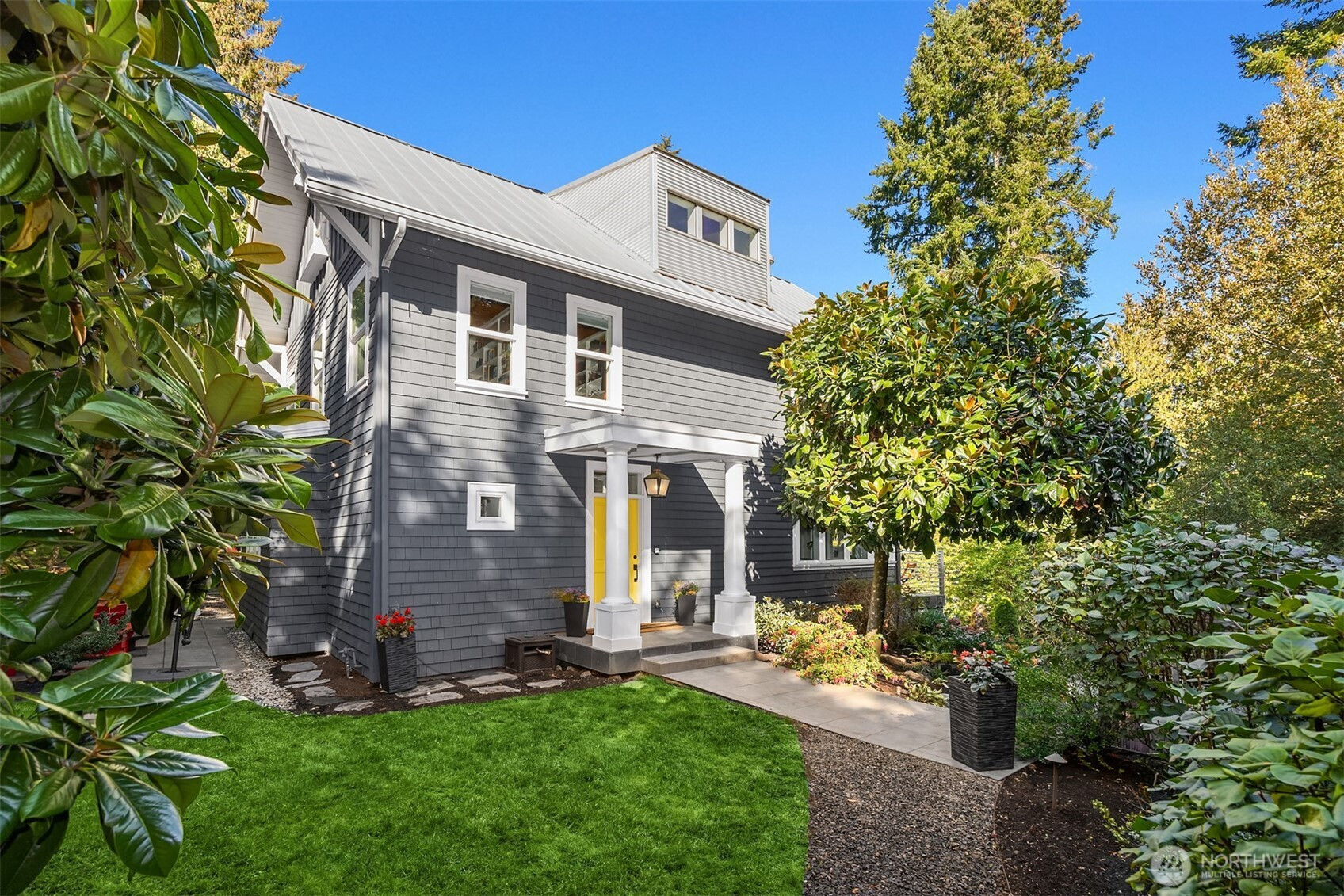 6564 NE Maple Street, Bainbridge Island, WA 98110