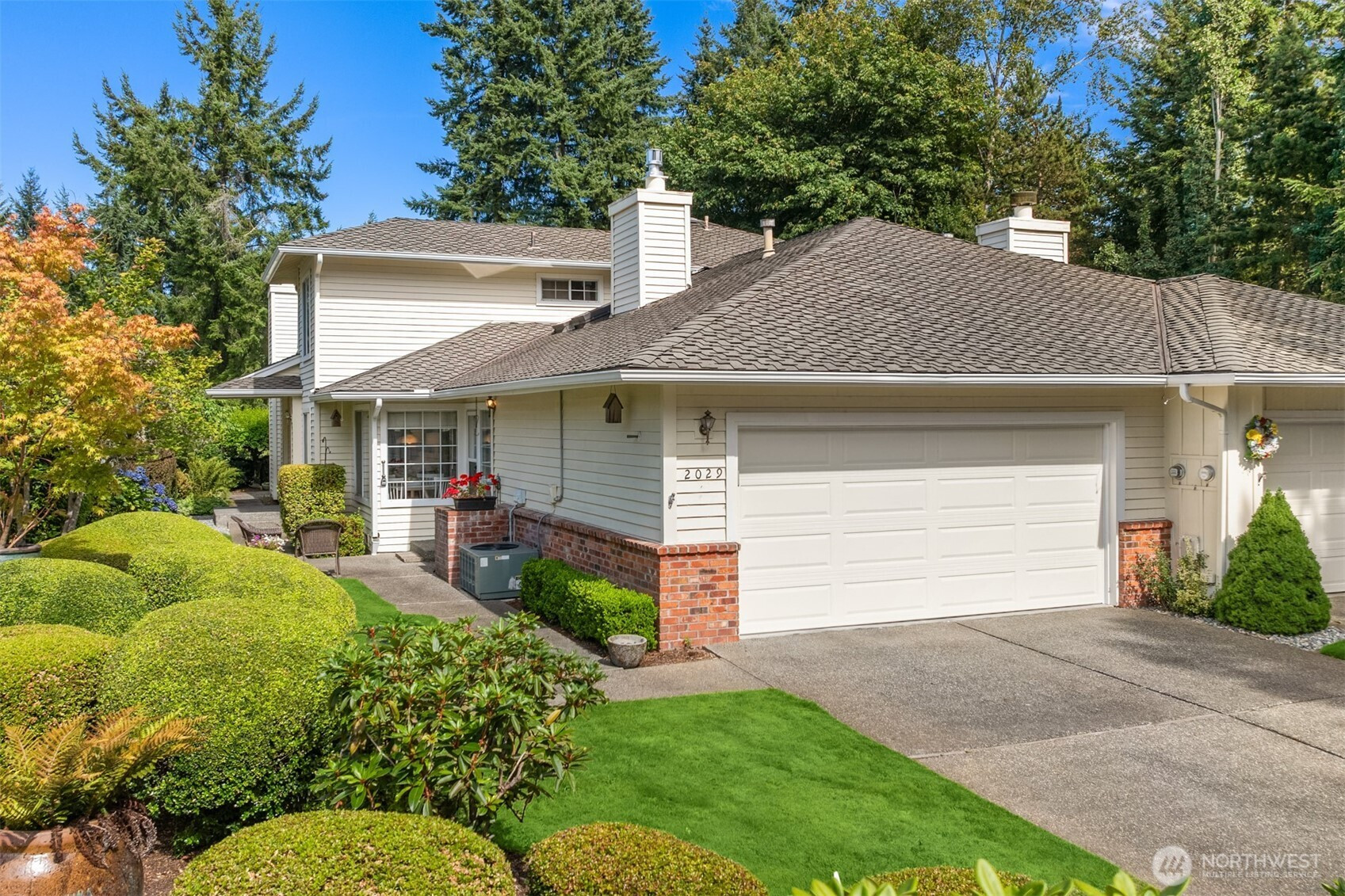 2029 Mill Green Court SE, Mill Creek, WA 98012