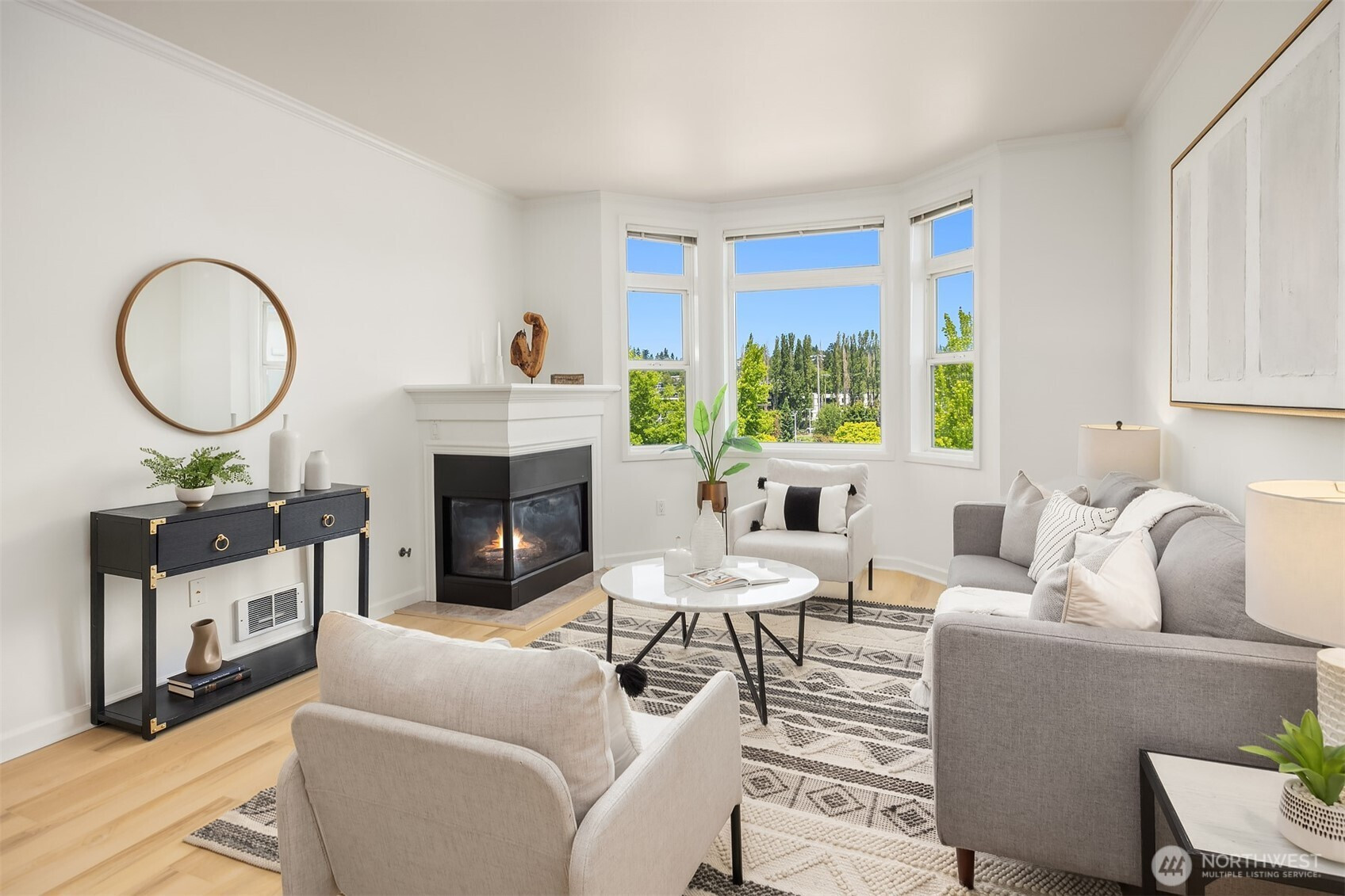 122 S State Street, Kirkland, WA 98033
