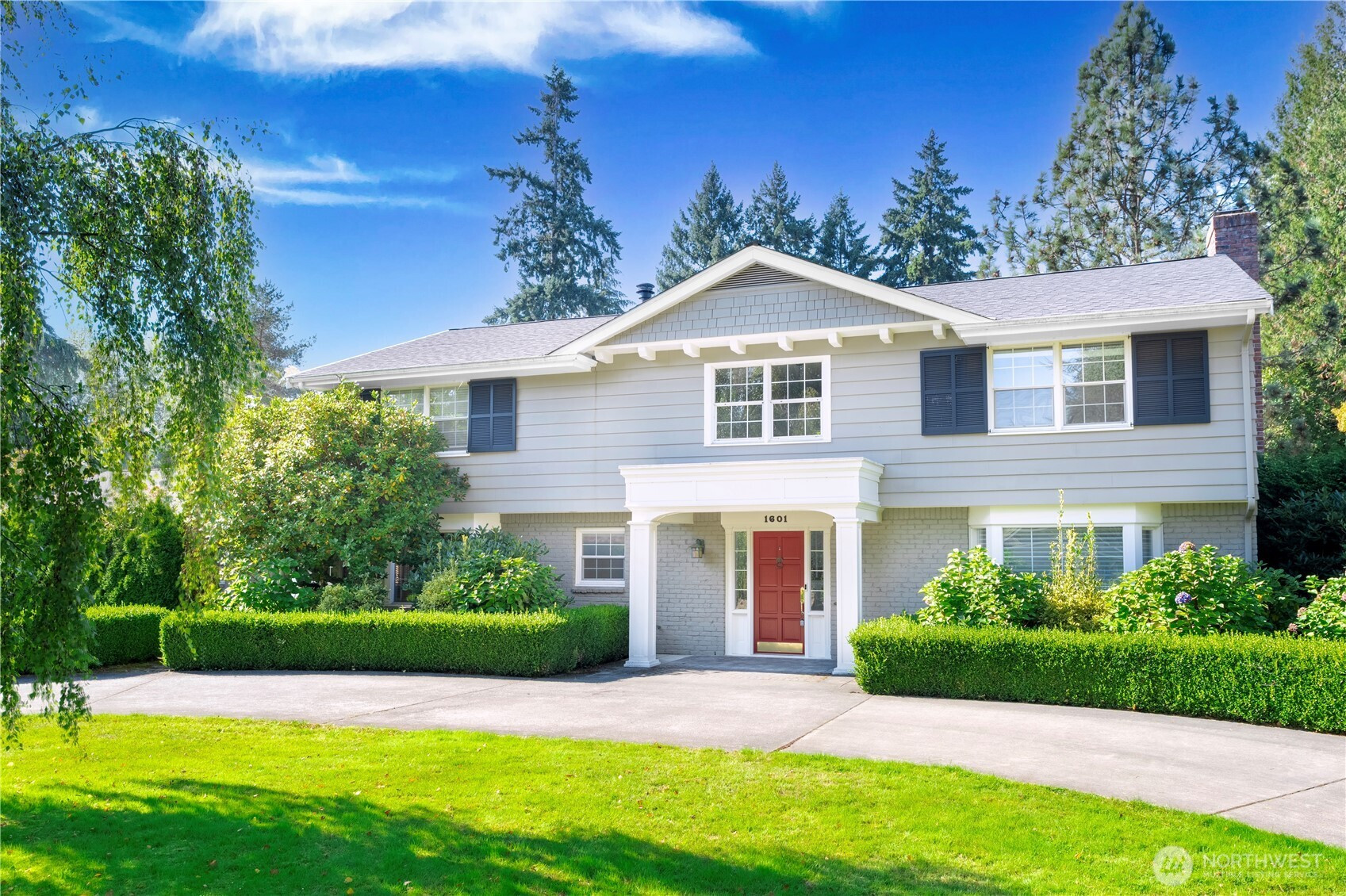 1601 77th Avenue NE, Medina, WA 98039