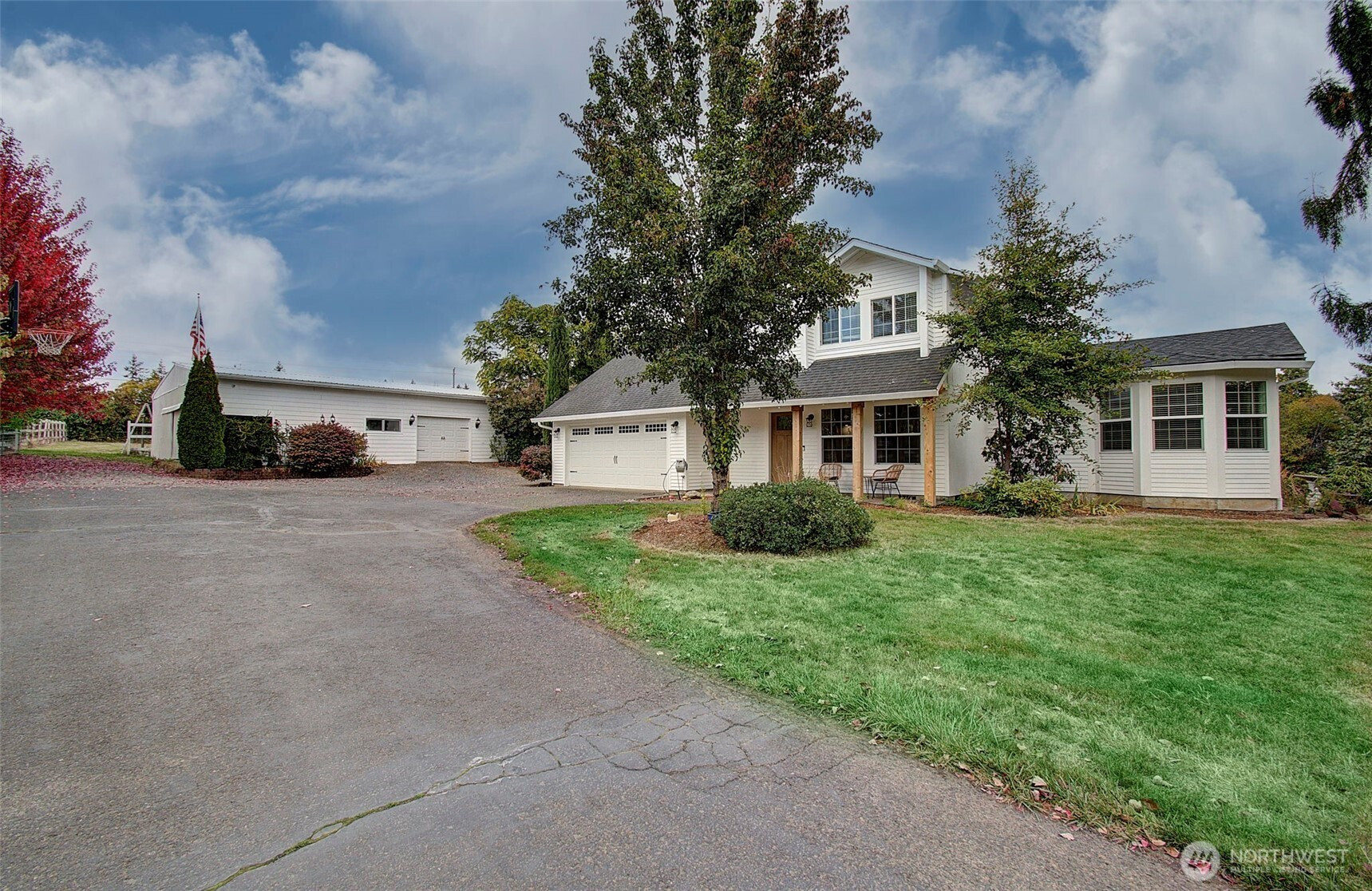 18717 NE 208th Court, Brush Prairie, WA 98606