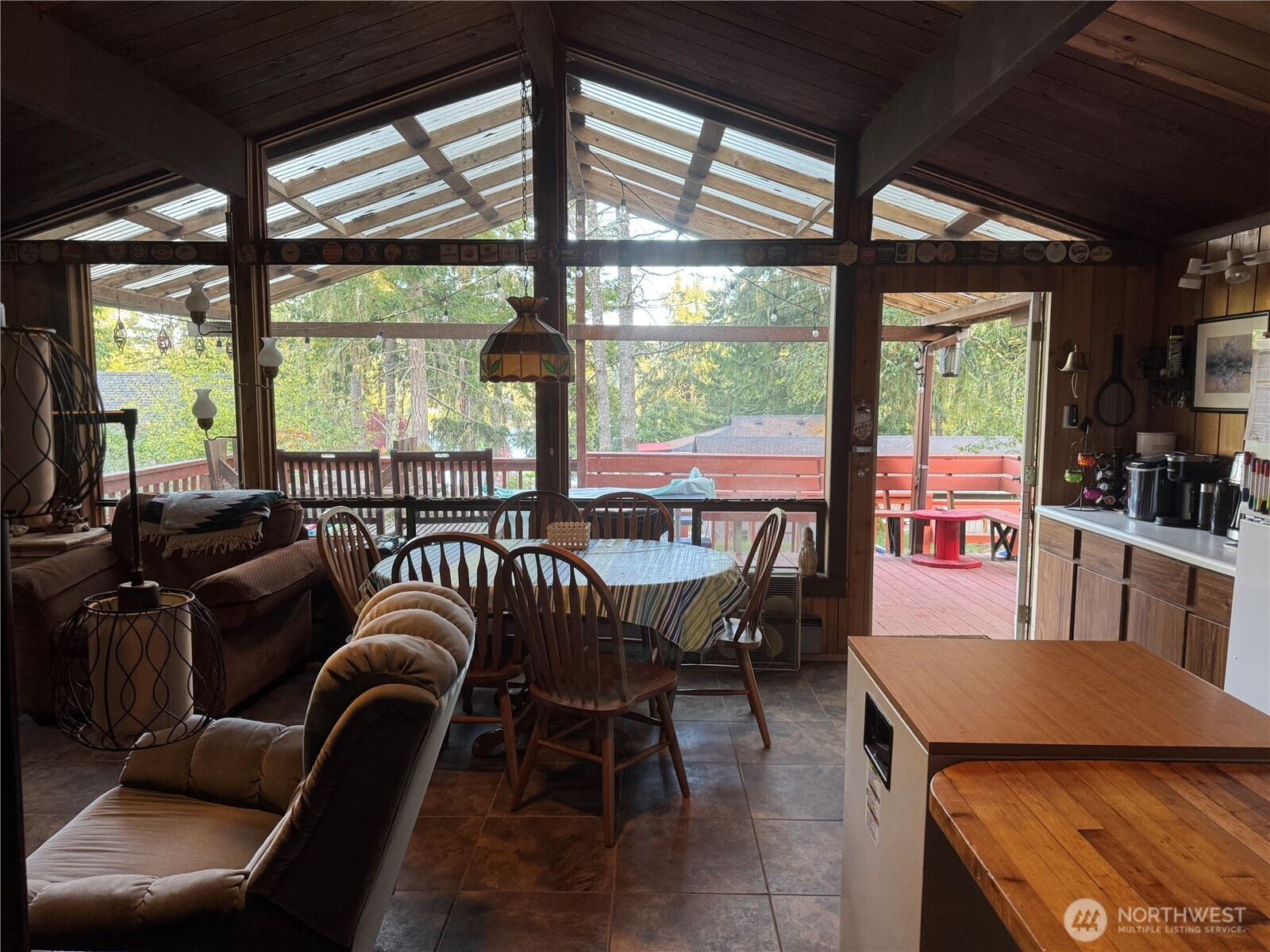 819 E Madrona Boulevard NW, Lakebay, WA 98349