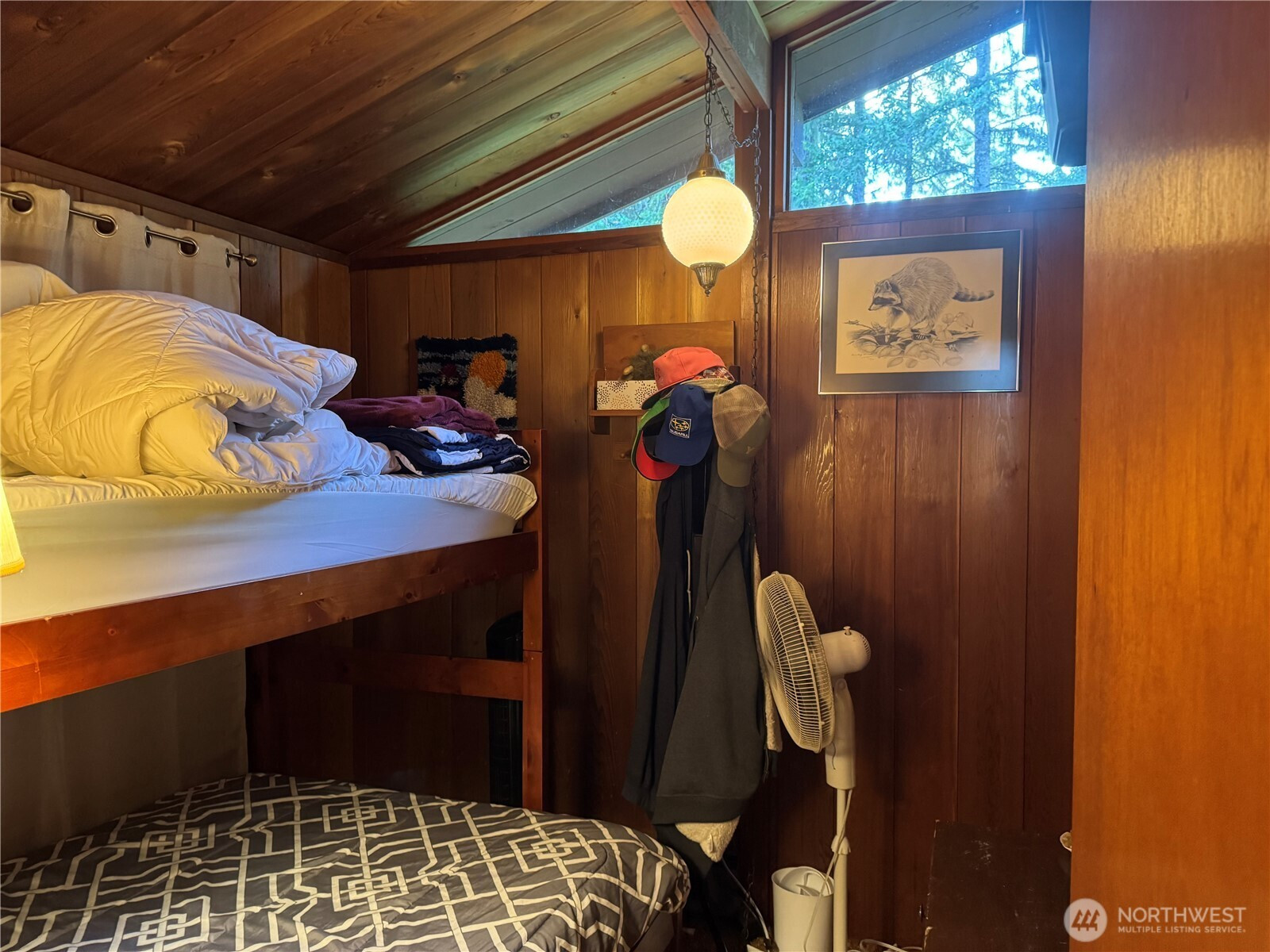 819 E Madrona Boulevard NW, Lakebay, WA 98349