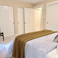 300 High School Road, Bainbridge Island, WA 98110