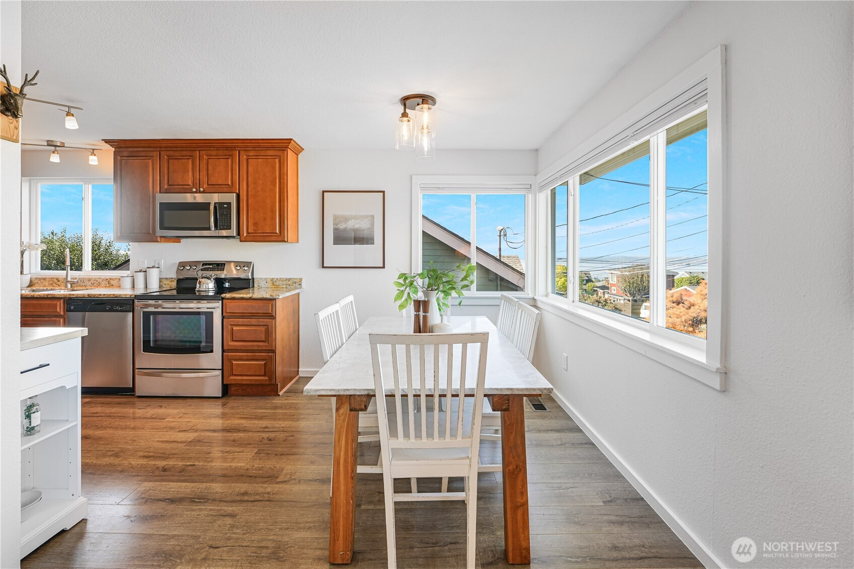 3619 SW Myrtle Street, Seattle, WA 98126