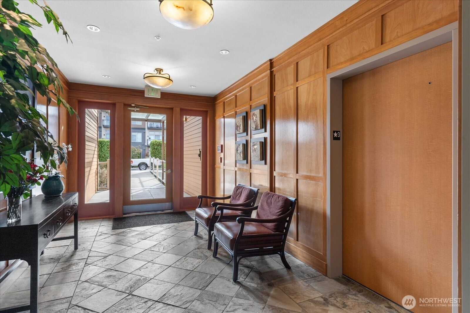 55 Pine Street, Edmonds, WA 98020