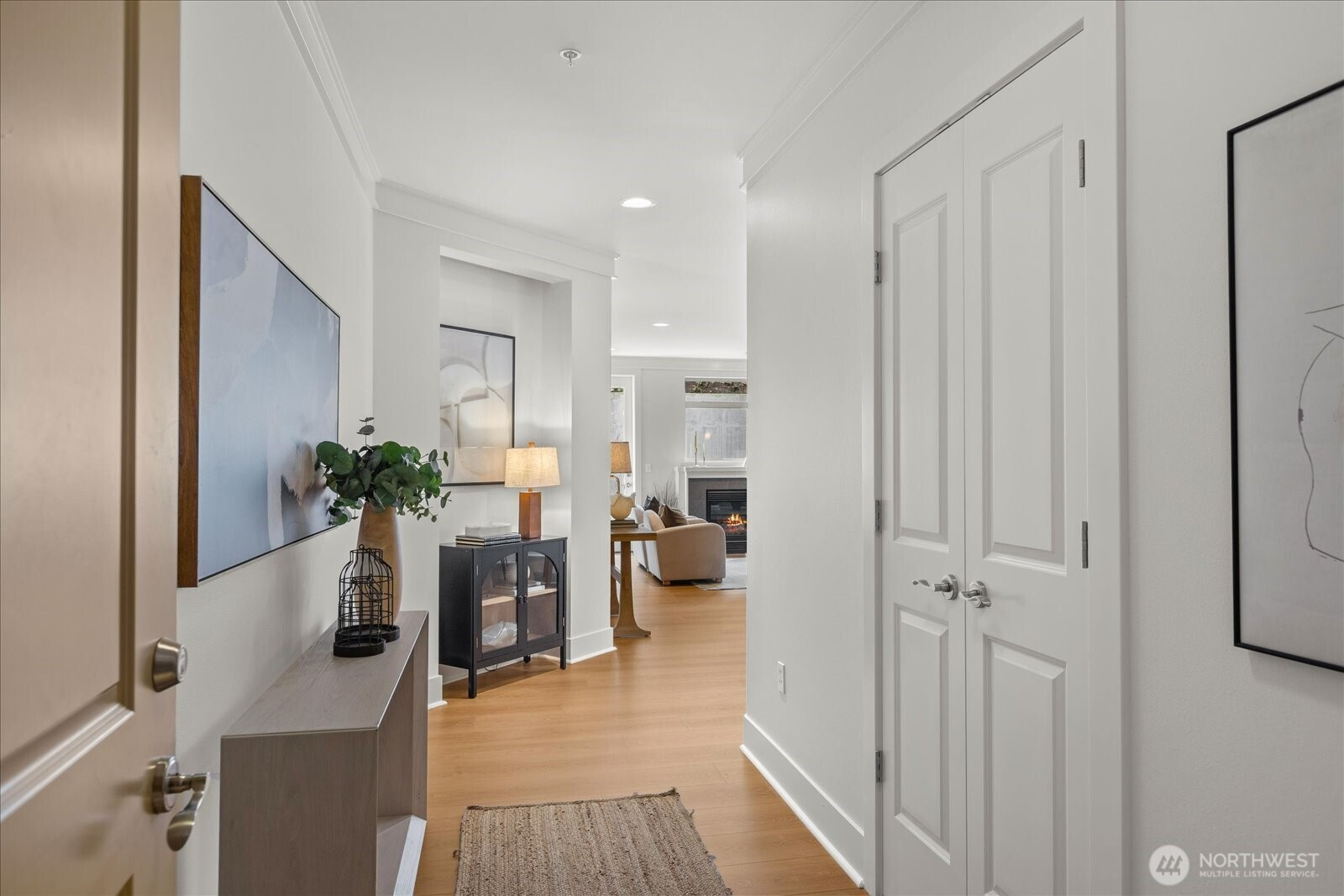 55 Pine Street, Edmonds, WA 98020