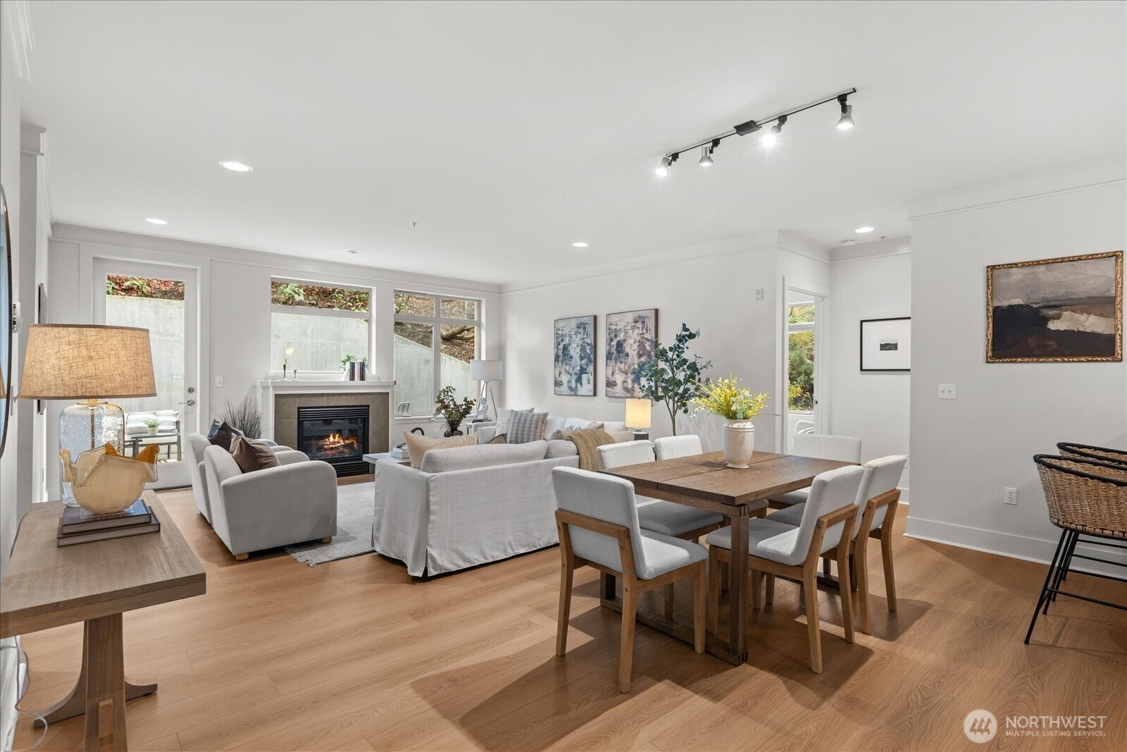 55 Pine Street, Edmonds, WA 98020