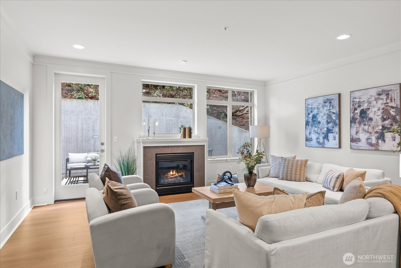 55 Pine Street, Edmonds, WA 98020