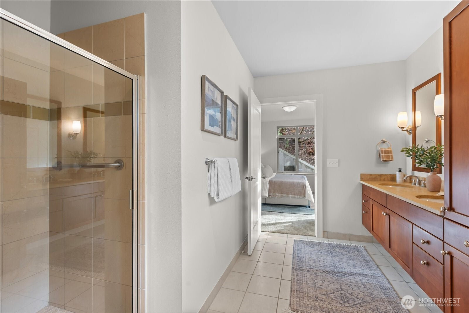 55 Pine Street, Edmonds, WA 98020