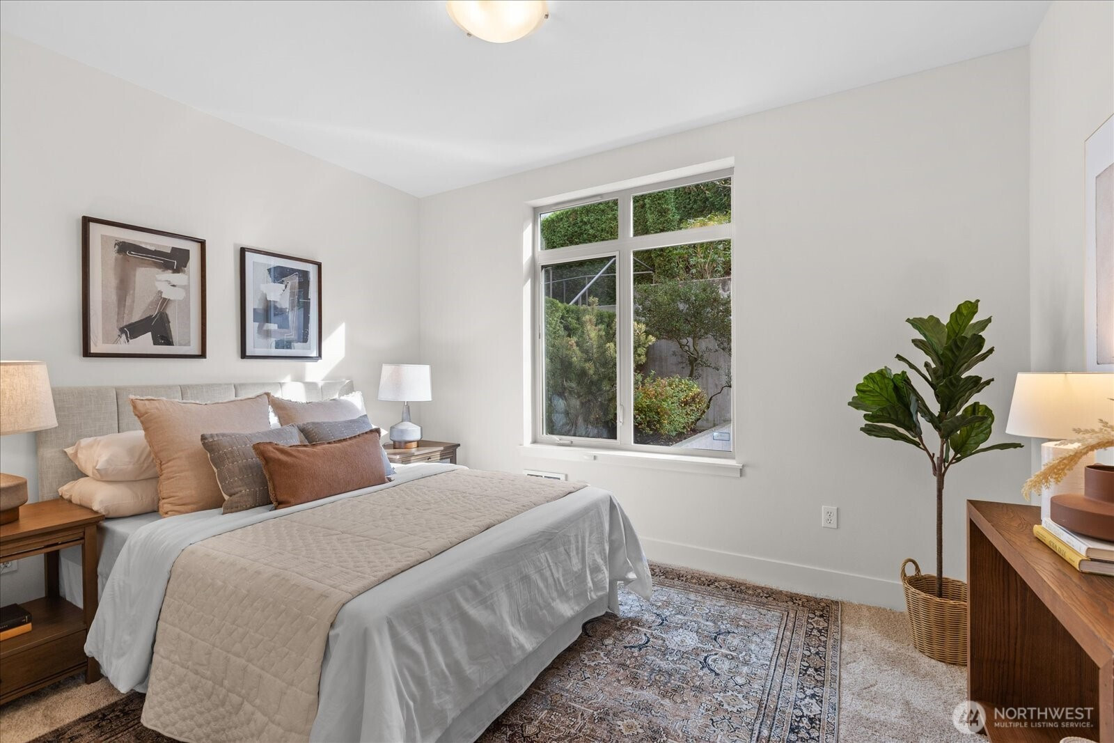 55 Pine Street, Edmonds, WA 98020