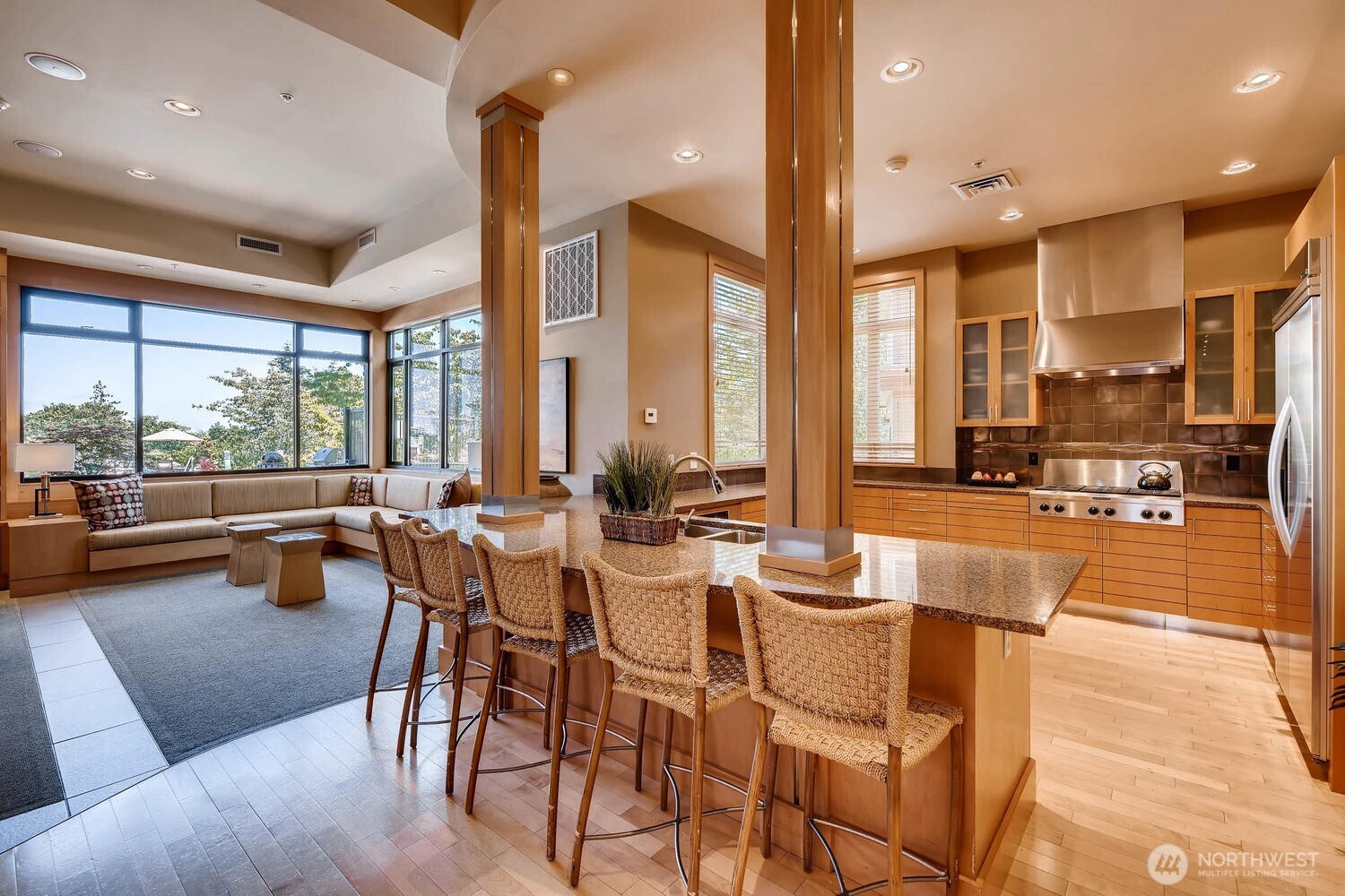 55 Pine Street, Edmonds, WA 98020