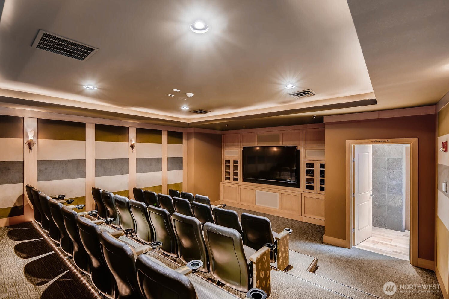 55 Pine Street, Edmonds, WA 98020