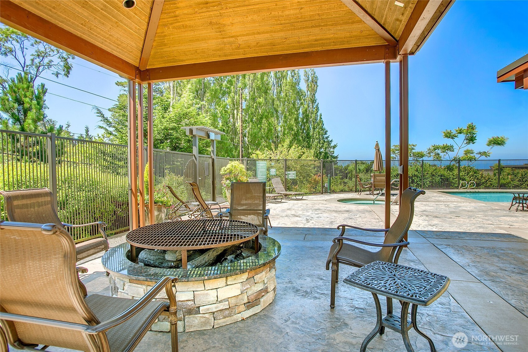 55 Pine Street, Edmonds, WA 98020