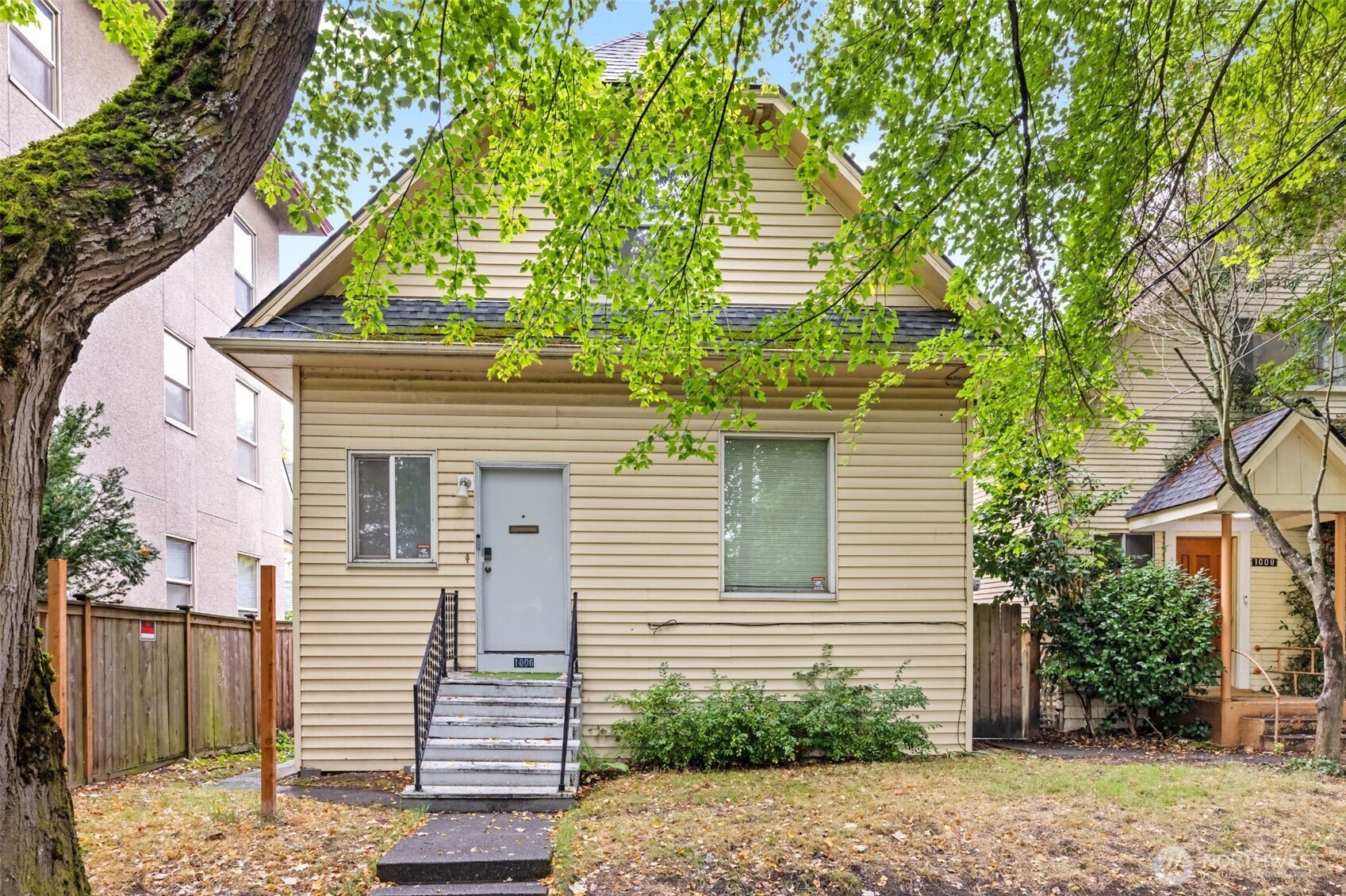 1006 E Denny Way, Seattle, WA 98122