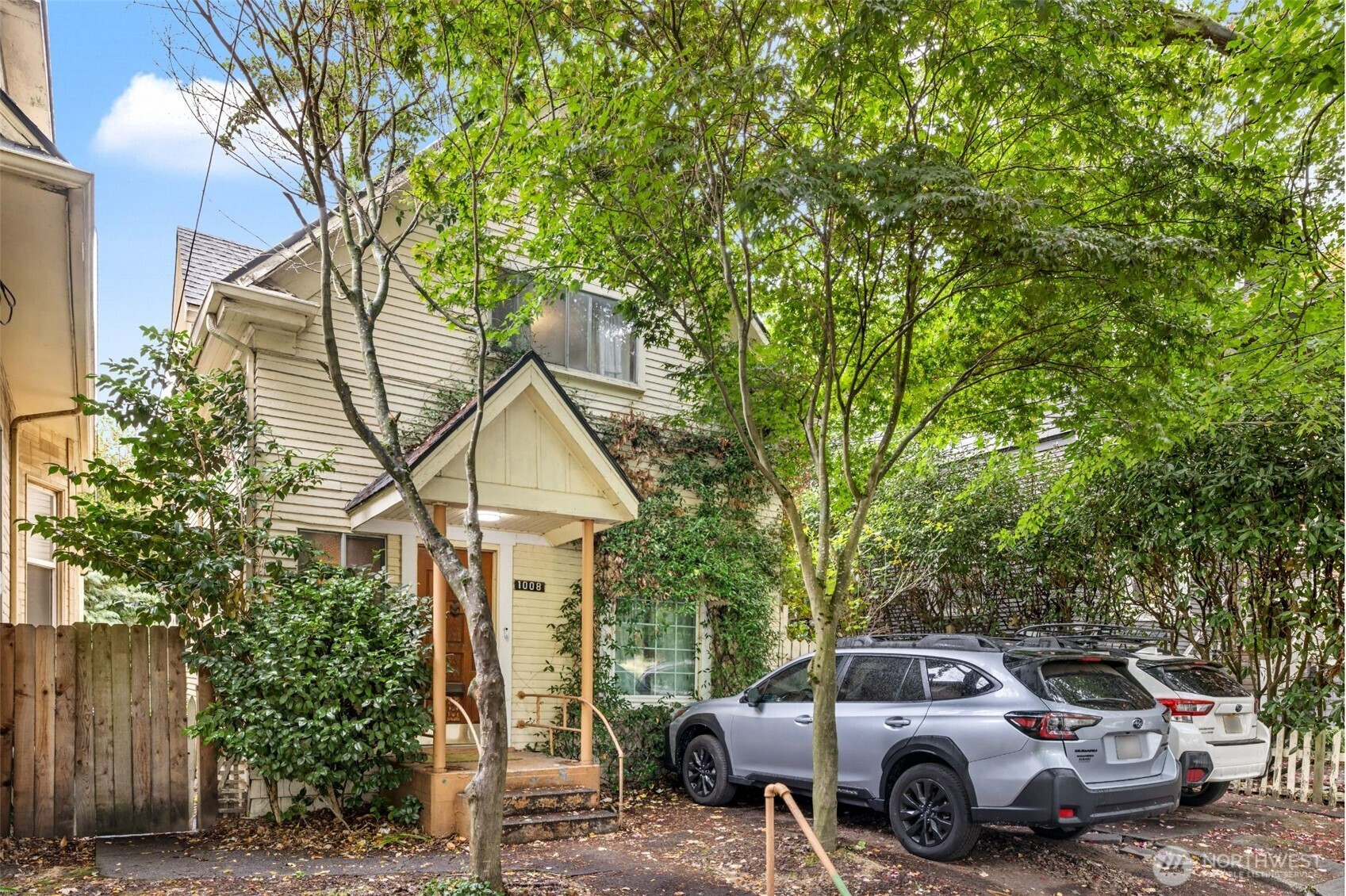 1008 E Denny Way, Seattle, WA 98122