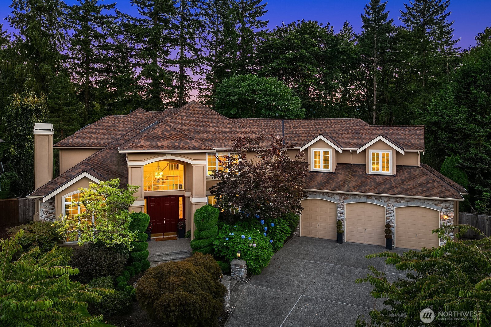 27131 SE 25th Place, Sammamish, WA 98075