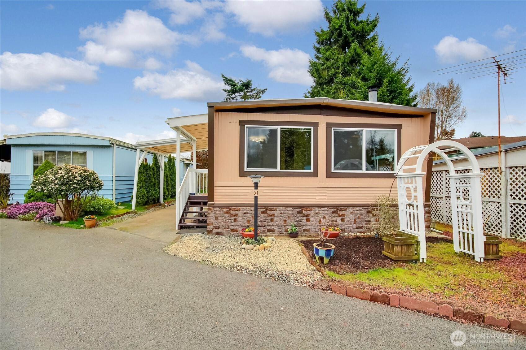 14322 Admiralty Way, Lynnwood, WA 98087