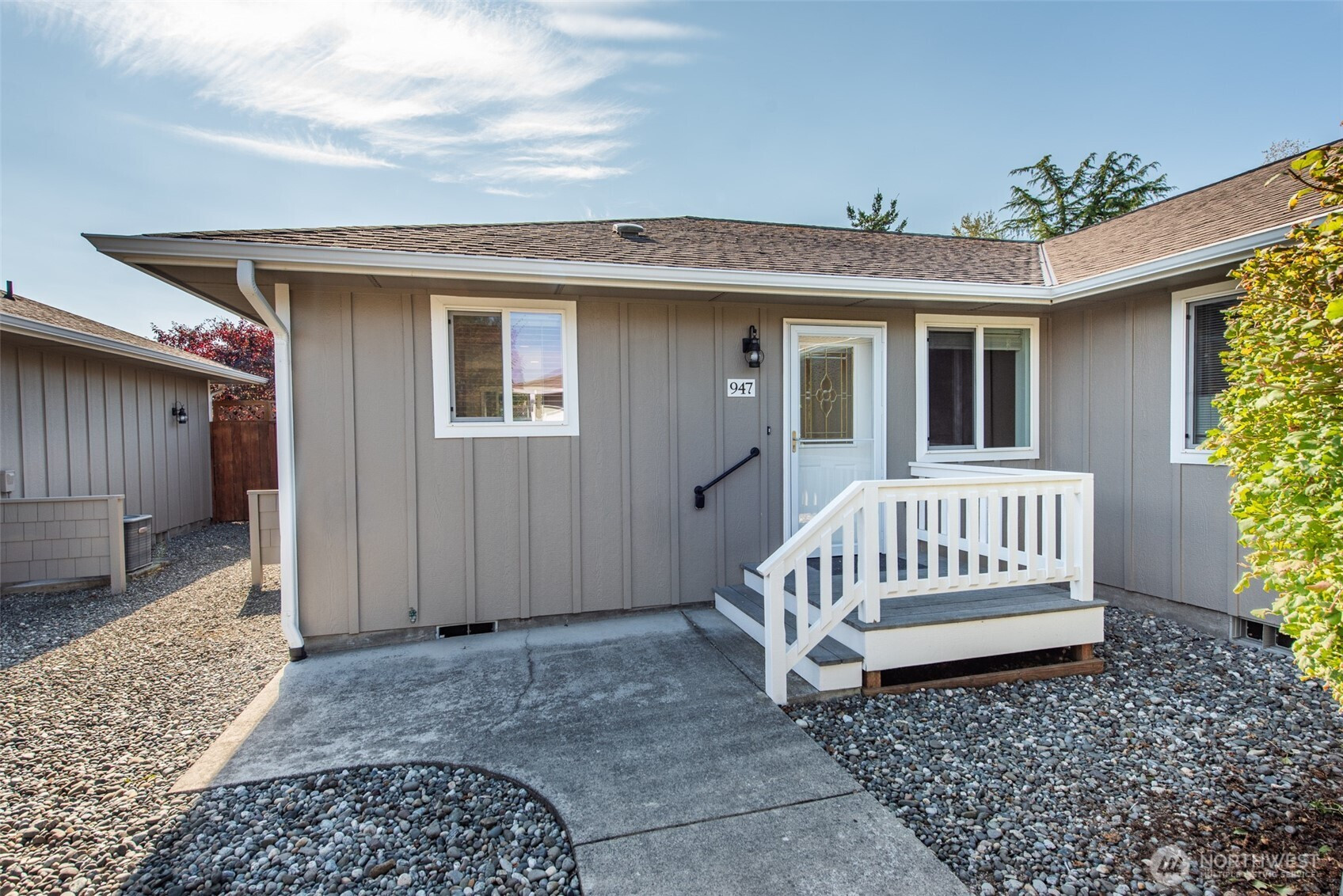947 E Cedar Street, Sequim, WA 98382