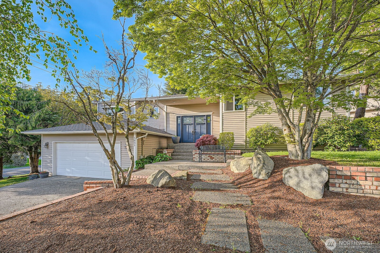 1851 58th Street NE, Tacoma, WA 98422